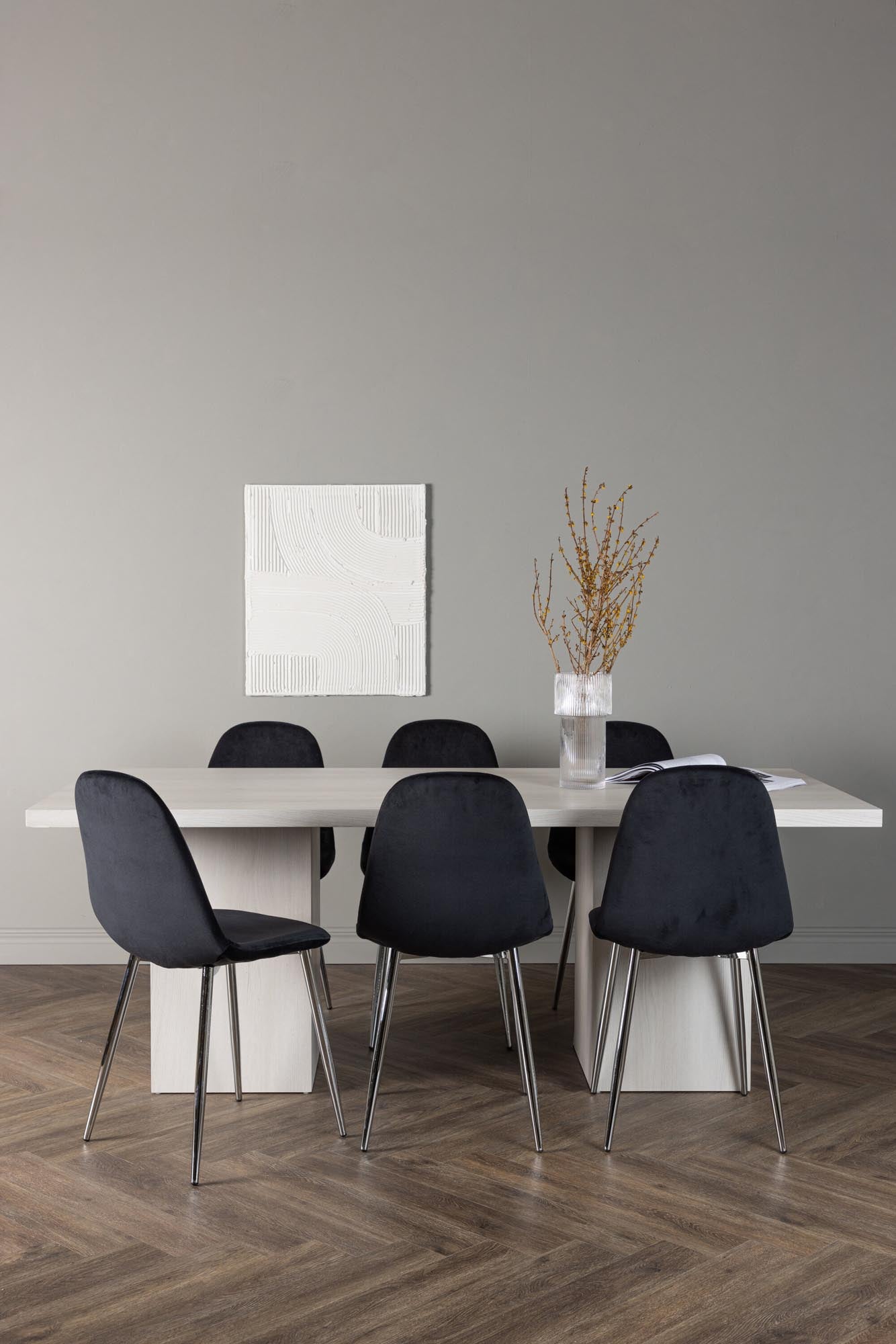 Stilvolles Esszimmerset mit 200cm Tisch und 6 eleganten Polar-Stühlen von Venture Home. Perfekte Kombination aus Komfort und skandinavischem Design.