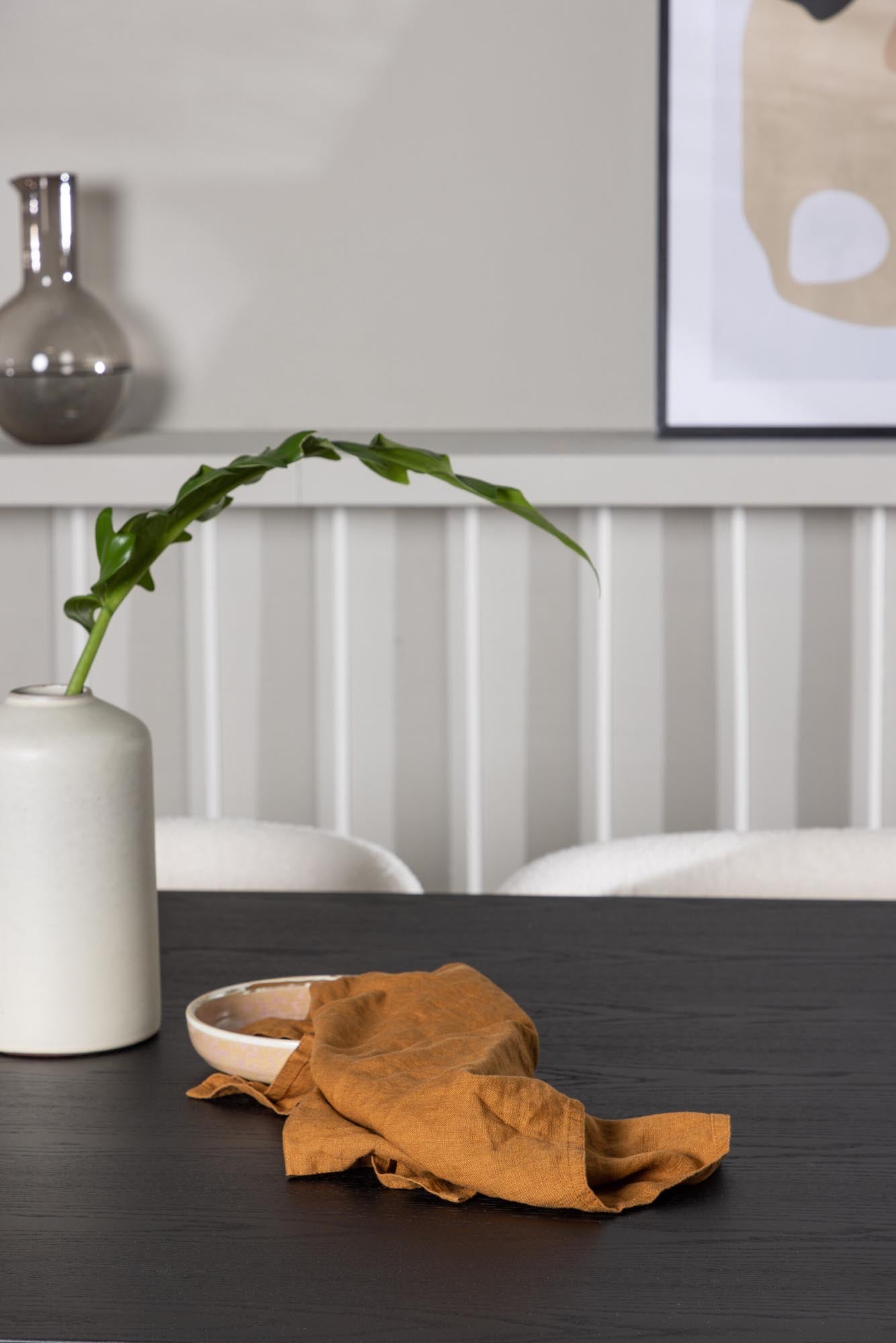 Stilvolles Bootcut Esszimmerset + Edina 230cm für 6 Personen von Venture Home. Rustikaler Charme trifft modernes Design für gesellige Abende.