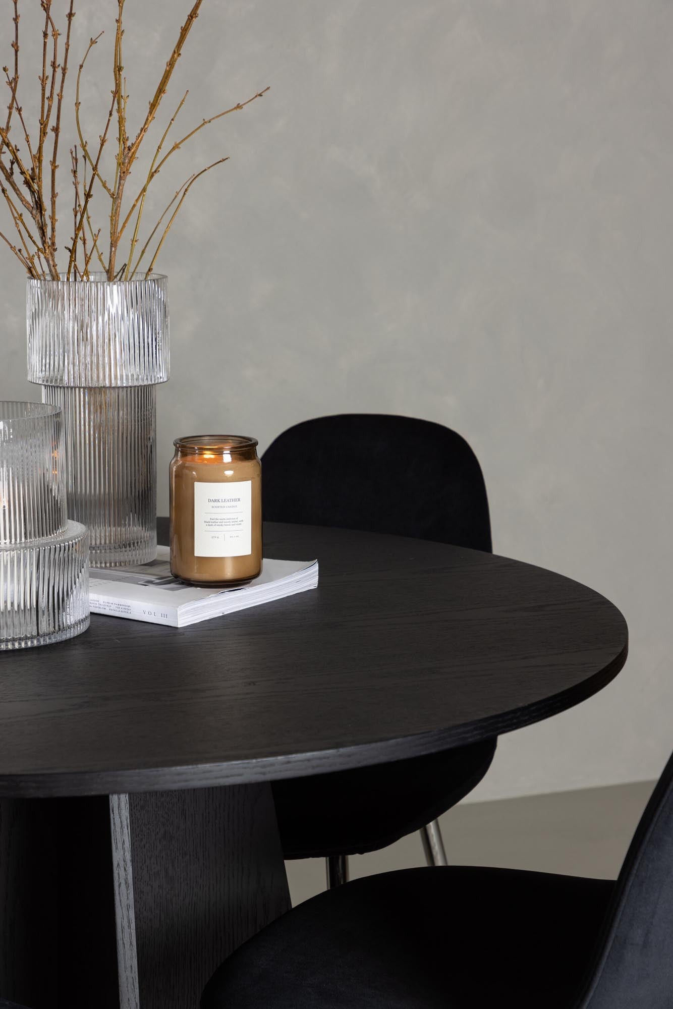 Elegantes Bootcut Esszimmerset mit runden Tisch und 4 komfortablen Stühlen aus der Polar-Serie. Ideal für moderne Esszimmer!