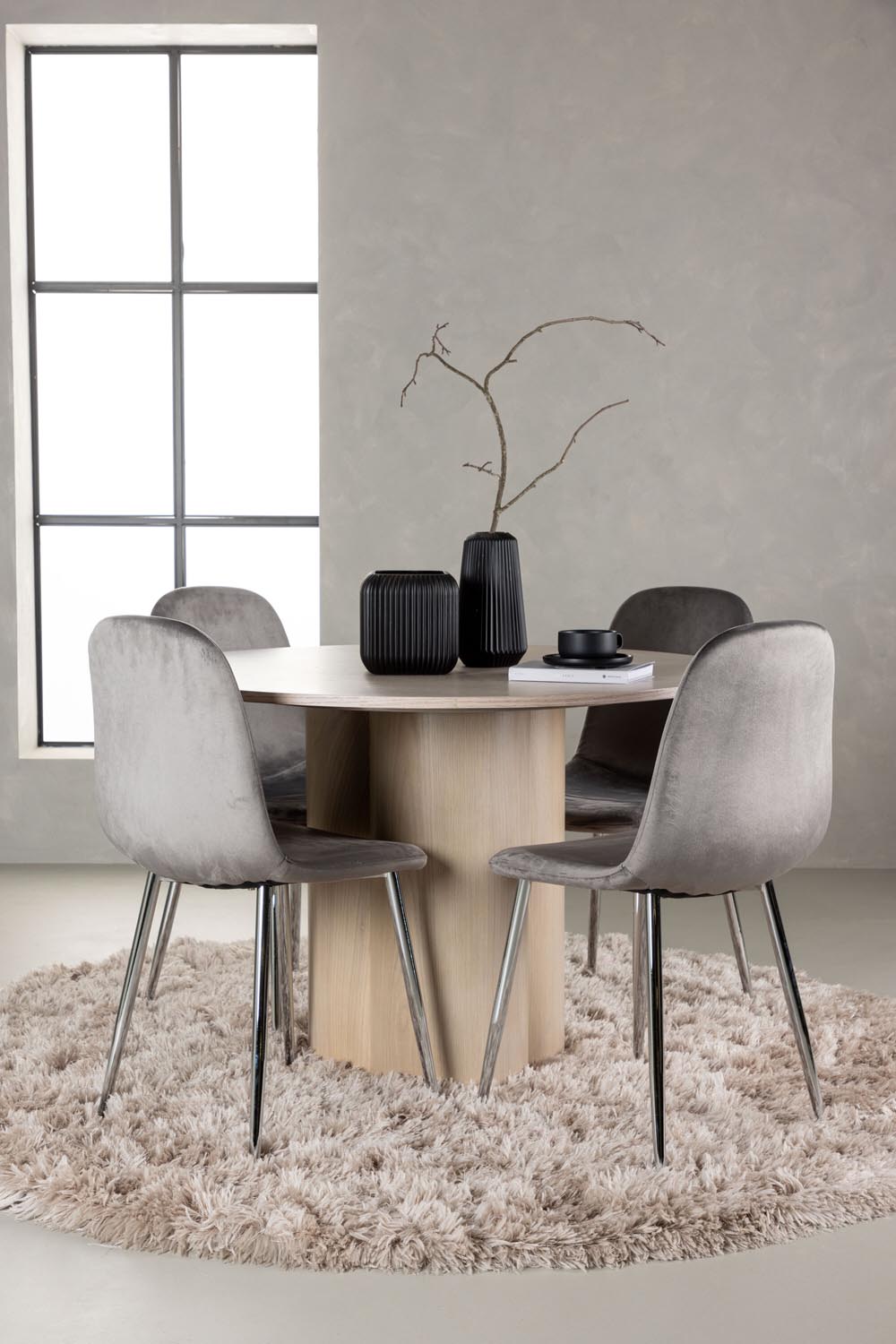 Olivia Esszimmerset + Eva ⌀110cm/4St. in Natur / Hellgrau / Silber präsentiert im Onlineshop von KAQTU Design AG. Esszimmerset ist von Venture Home