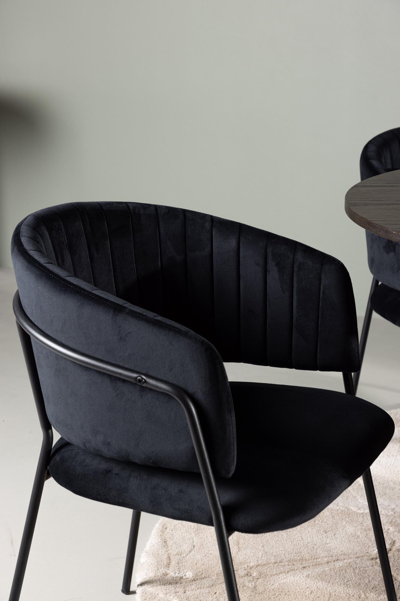 Elegantes Esszimmerset: Skandinavisches Design, 110cm Tisch, 4 Stühle, langlebiger Stahl, pflegeleicht, vielseitig.