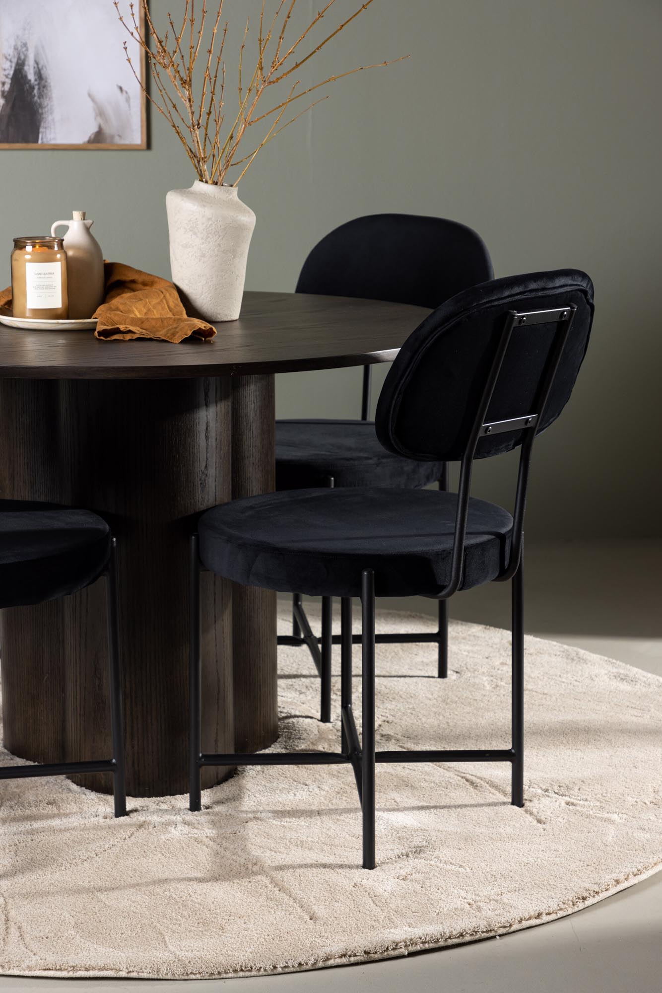 Stilvolles Olivia Esszimmerset mit Stella Tisch von Venture Home.