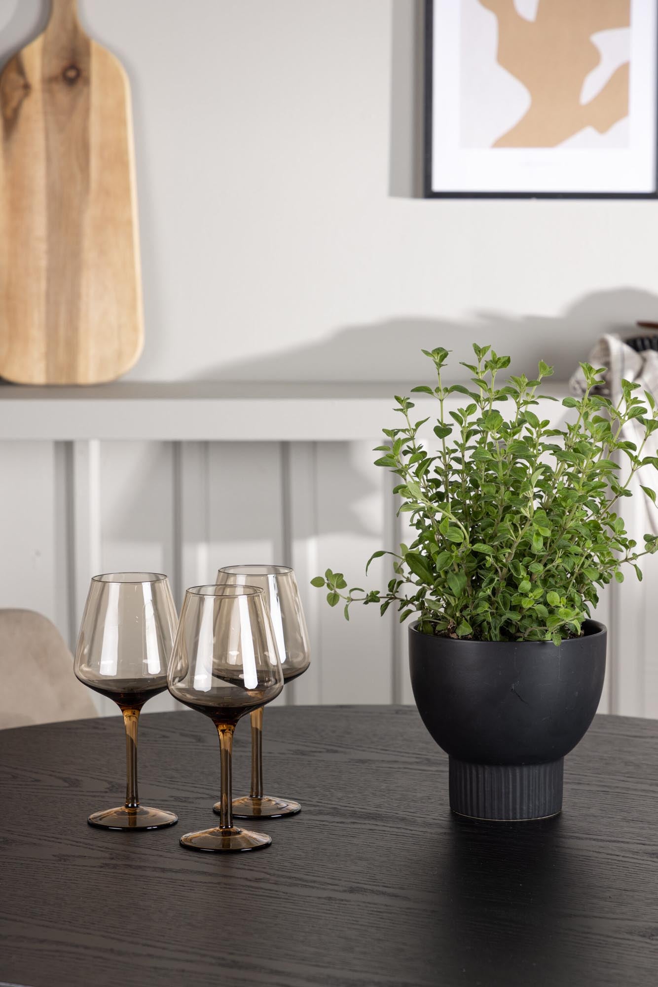 Elegantes Olivia Esszimmerset mit rundem Tisch (110cm) und 4 stilvollen Stühlen von Venture Home. Ideal für gesellige Abende!