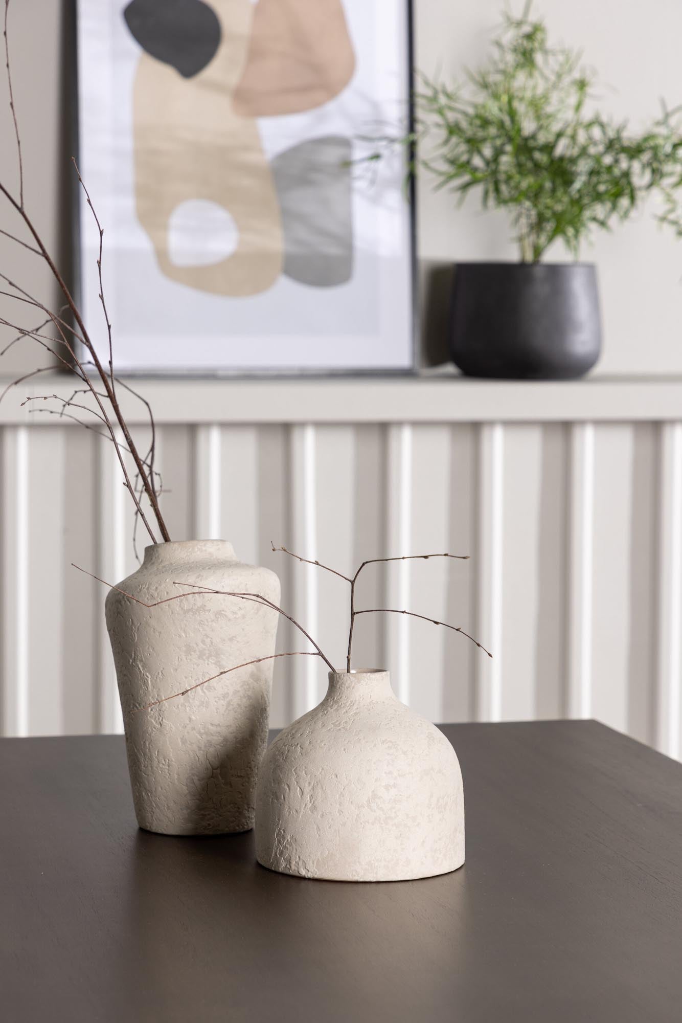 Elegantes Kaseindon Esszimmerset mit 120 cm Tisch und 4 bequemen Polar-Stühlen. Ideal für stilvolle Essbereiche und gesellige Runden.