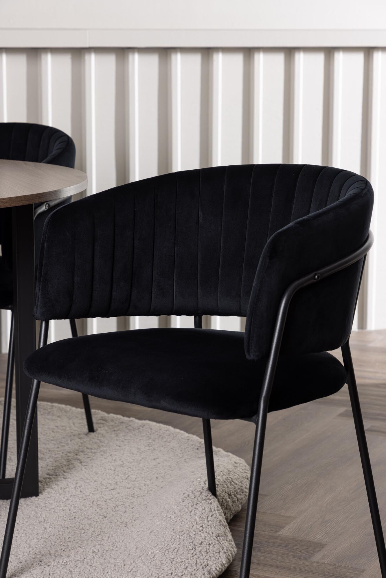 Elegantes Esszimmerset Durango + Selma für stilvolle Mahlzeiten.