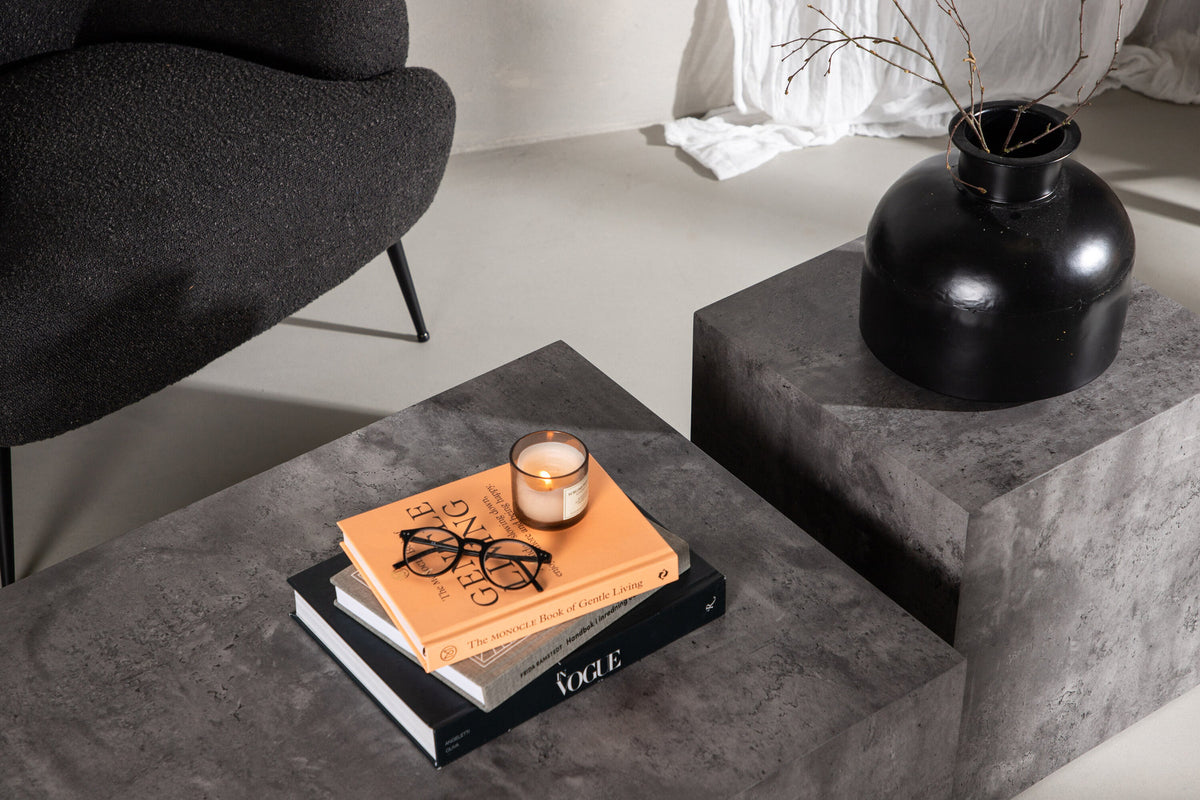 York Coffee Tisch High in Grau präsentiert im Onlineshop von KAQTU Design AG. Beistelltisch ist von Venture Home