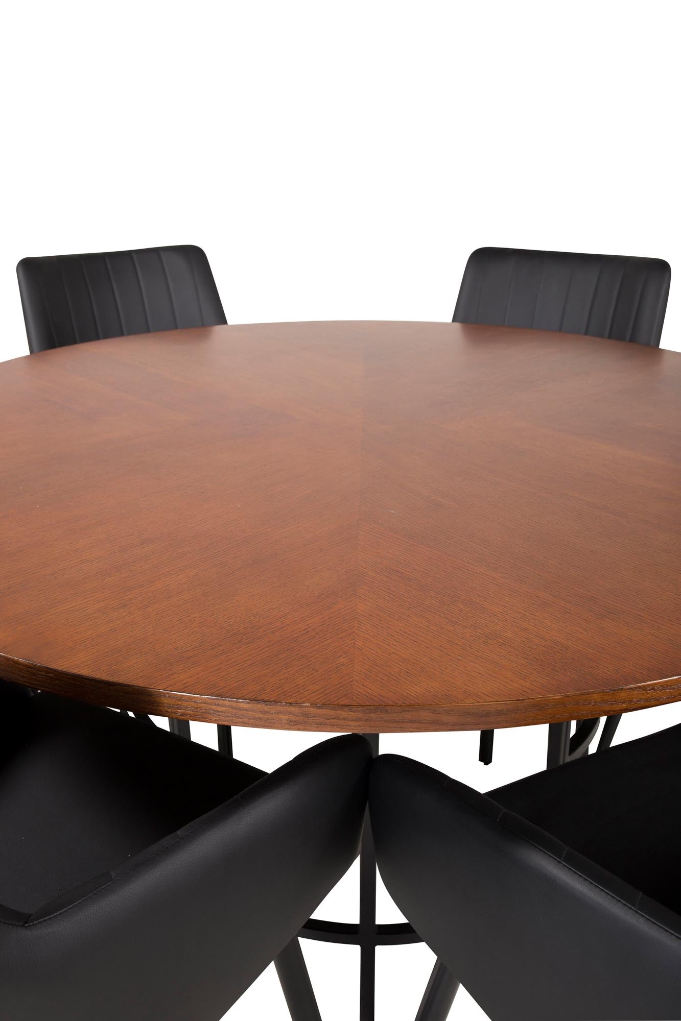 Stilvolles Esszimmer Set Copenhagen mit Komfortstühlen von Venture Home.