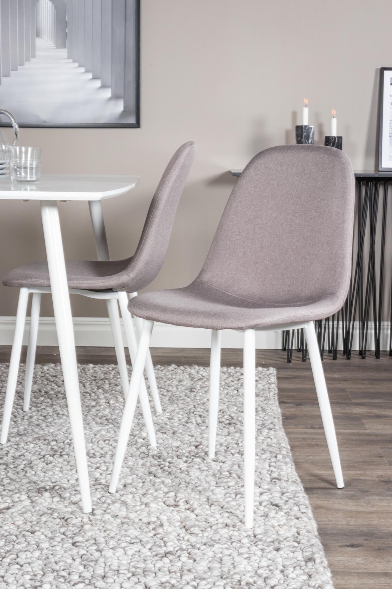 Esszimmer Set Polar: Stilvoller Komfort von Venture Home erleben.