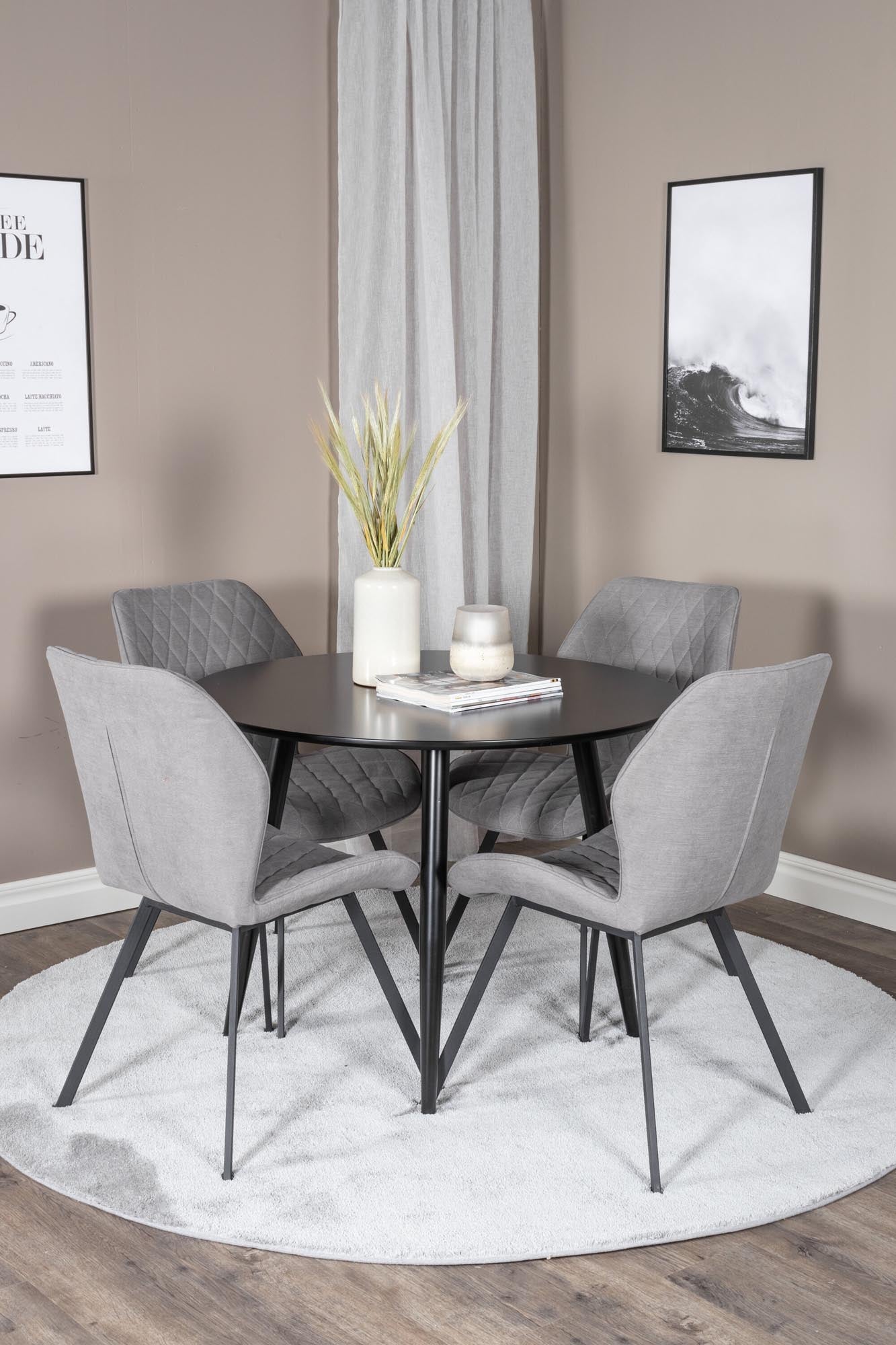 Elegantes Esszimmer Set Plaza mit stilvollen Gemma-Stühlen.