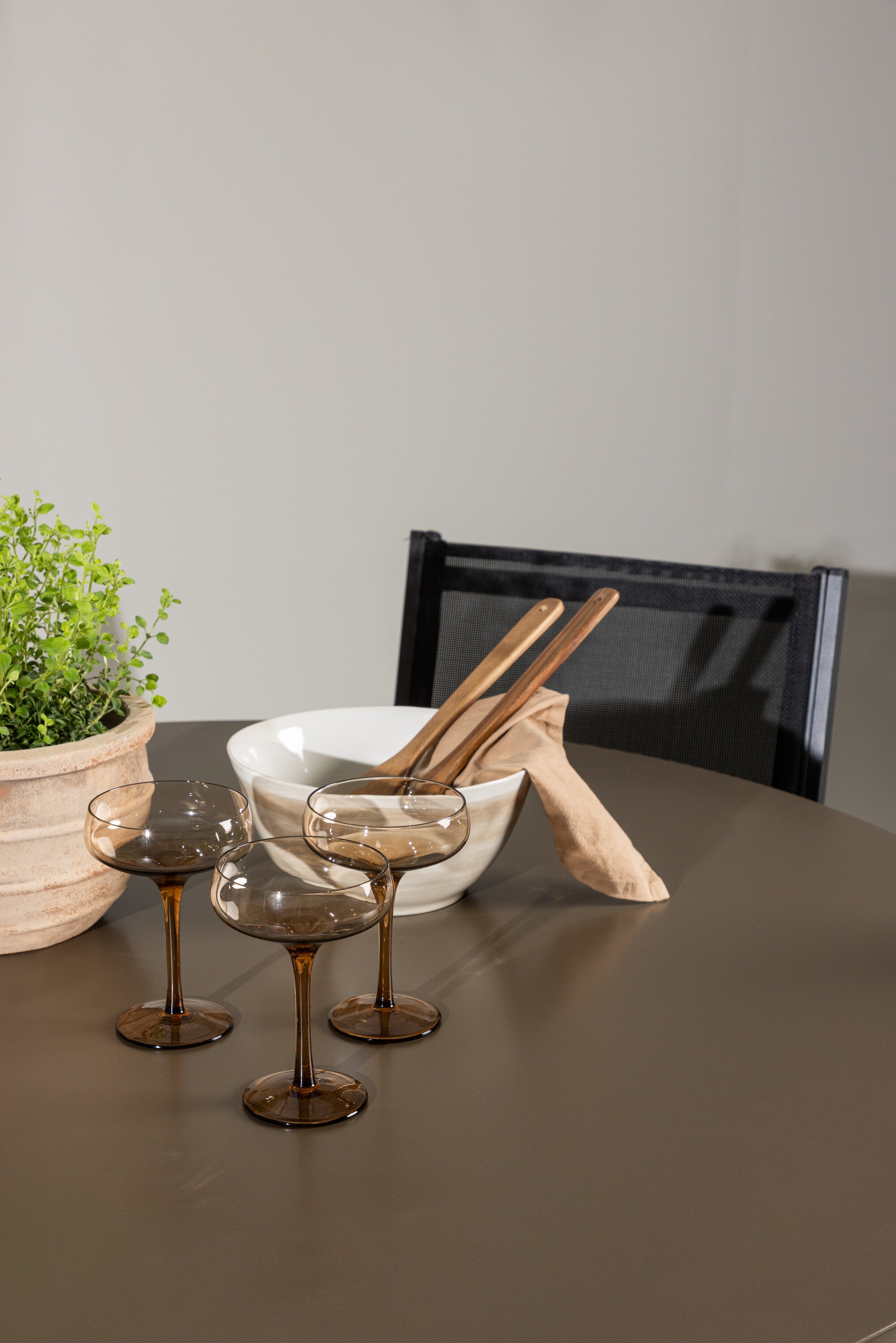 Santa Fe Gartentisch Set Copacabana in Braun schwarz präsentiert im Onlineshop von KAQTU Design AG. Gartentischset ist von Venture Home
