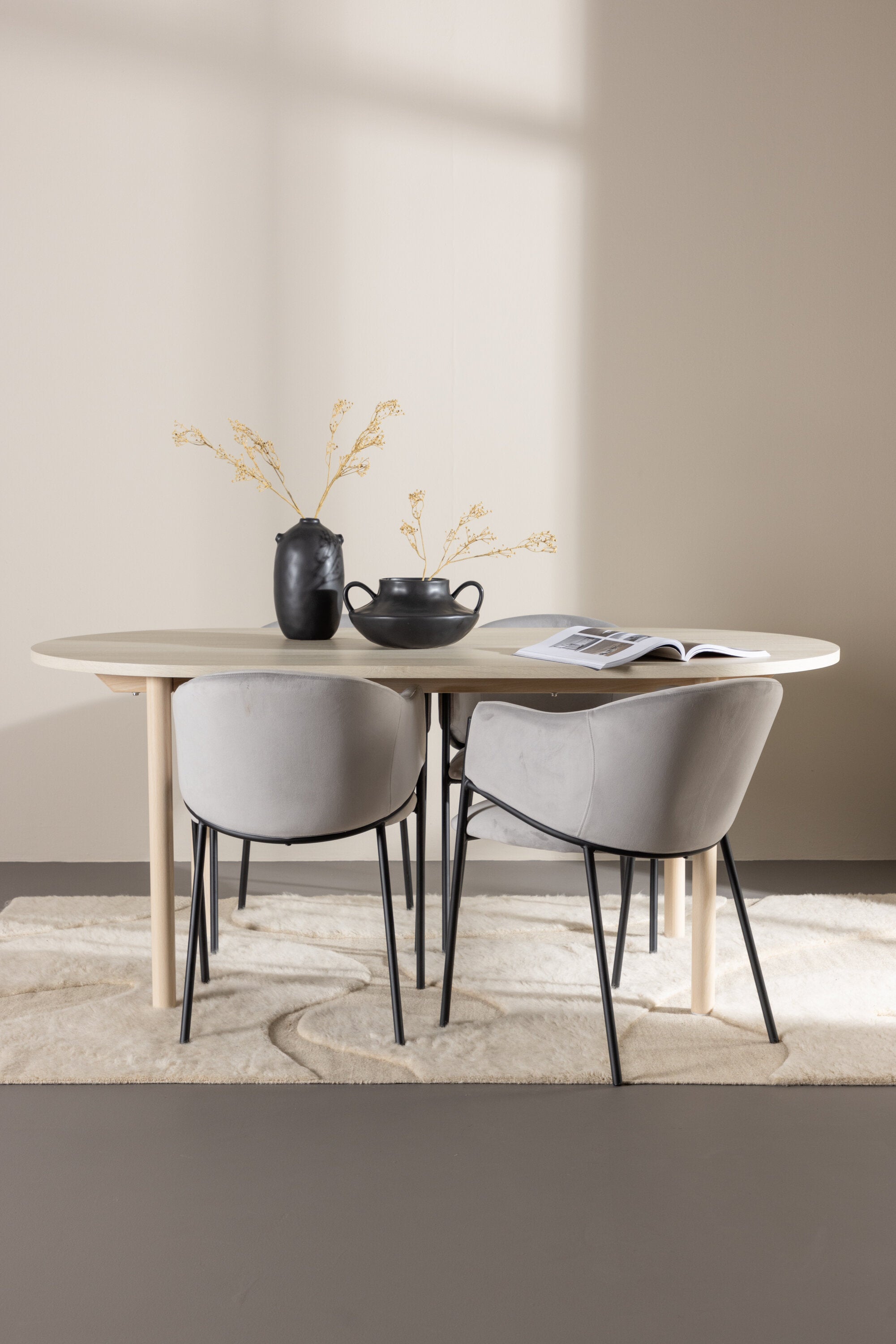 Tisch Andy mit Stühlen Evelina in präsentiert im Onlineshop von KAQTU Design AG. Esszimmerset ist von Venture Home