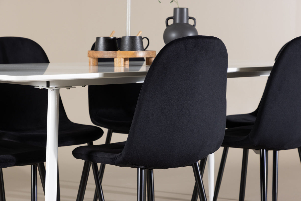 Silar Esstisch mit Polar Stühlen in Schwarz präsentiert im Onlineshop von KAQTU Design AG. Esszimmerset ist von Venture Home