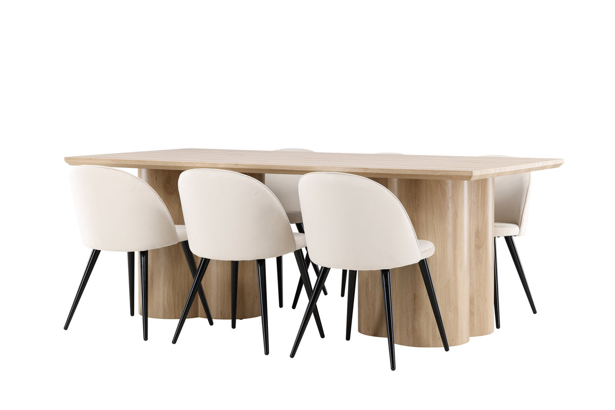 Olivia Esstisch mit Velvet Stühlen in Beige präsentiert im Onlineshop von KAQTU Design AG. Esszimmerset ist von Venture Home