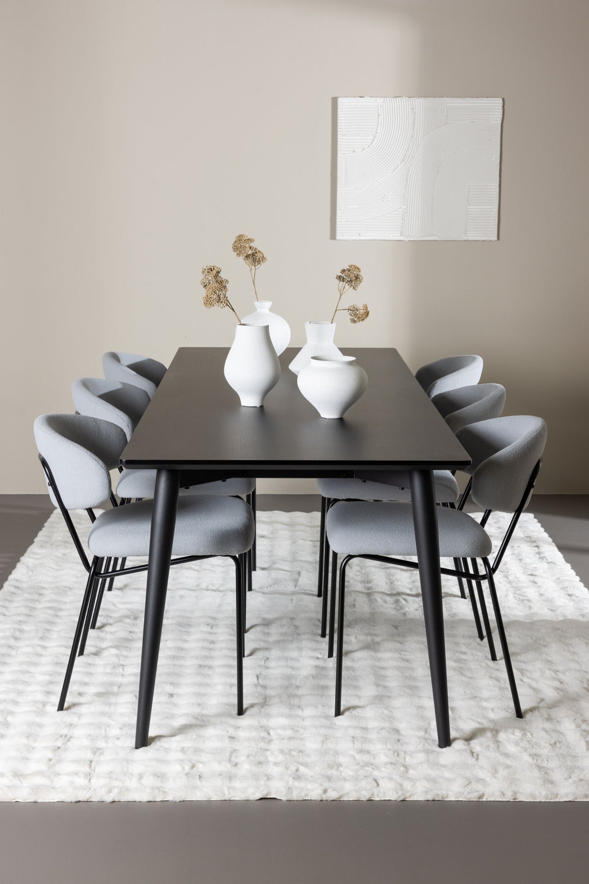 Ellis Esstisch mit Chico Stühlen in präsentiert im Onlineshop von KAQTU Design AG. Esszimmerset ist von Venture Home