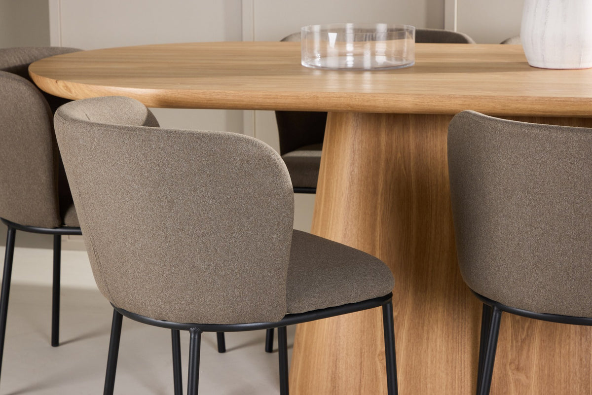 Esszimmerset Stjärnö mit Edina Stuhl: Esstisch mit MDF-Platte in Nature und sechs Stühlen mit Leinenbezug in Braun, skandinavisches Design.