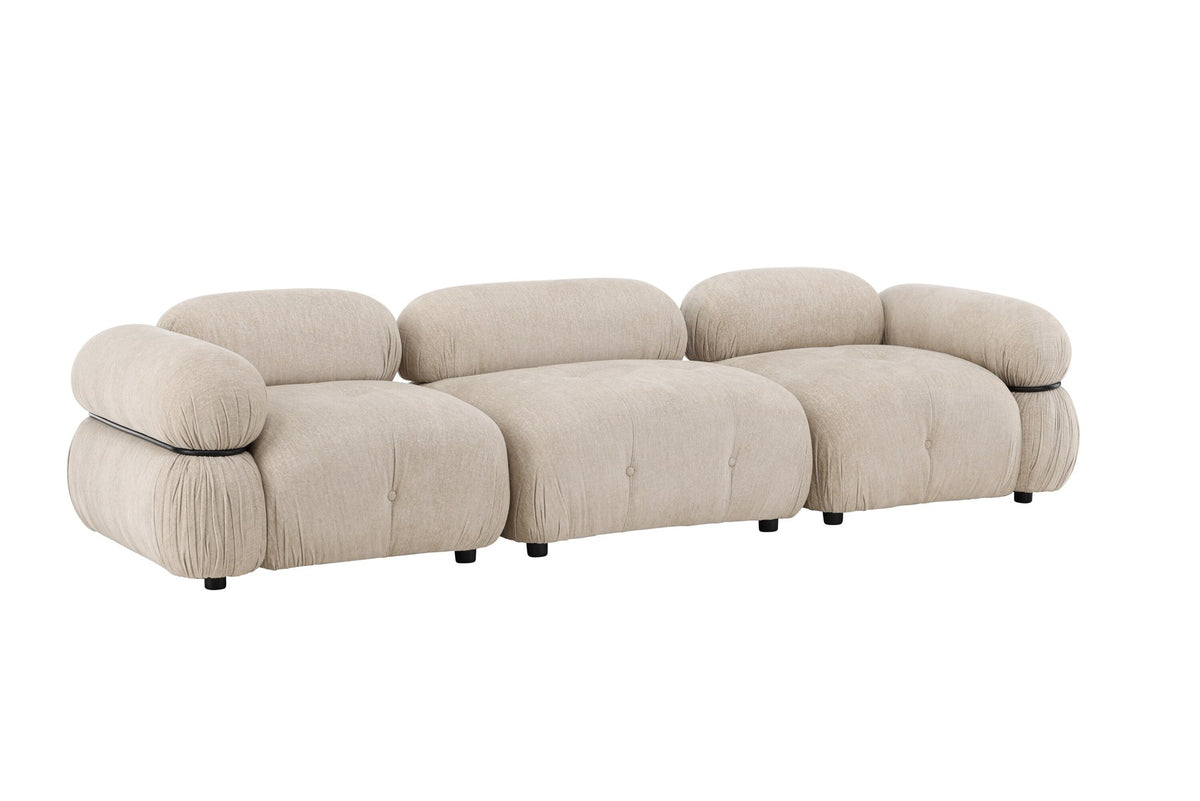 Beiges 3-Sitzer Sofa Mika von Venture Home mit Polyesterbezug, Schaumstofffüllung und schwarzen Kunststoffbeinen, moderne Form