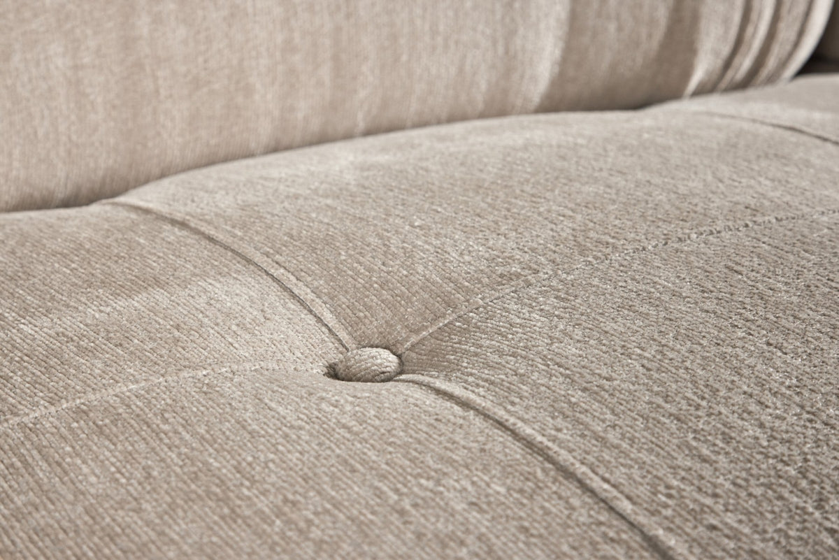 Beiges 3-Sitzer Sofa Mika von Venture Home mit Polyesterbezug, Schaumstofffüllung und schwarzen Kunststoffbeinen, moderne Form