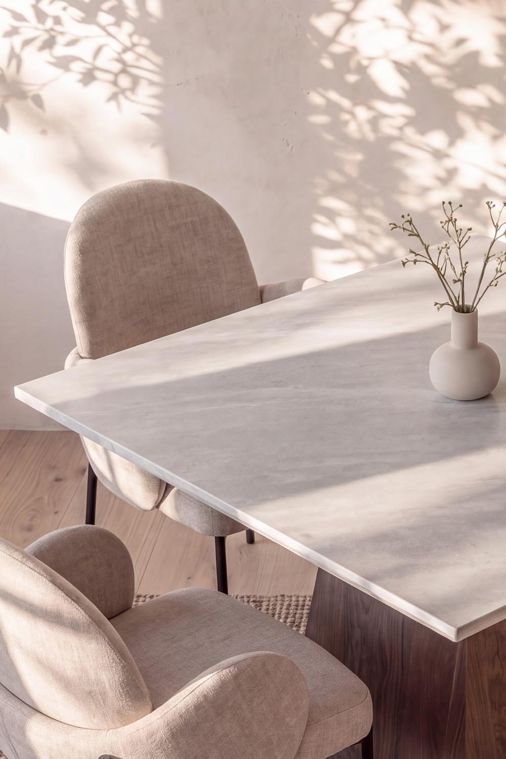 Cael Ess-Set mit Stühlen Blom in präsentiert im Onlineshop von KAQTU Design AG. Esszimmerset ist von Venture Home