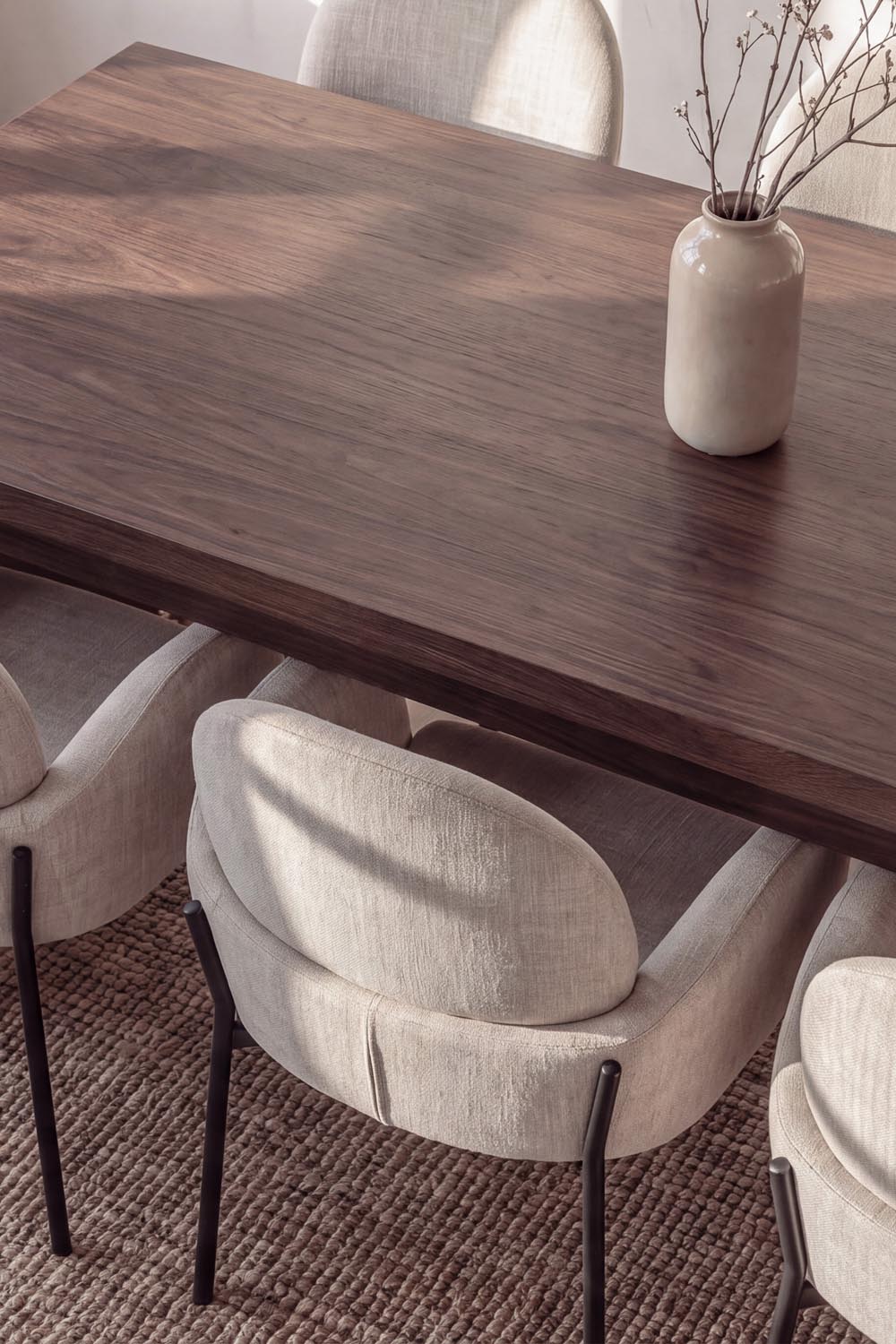 Evone Essgruppe mit Stühlen Blom in präsentiert im Onlineshop von KAQTU Design AG. Esszimmerset ist von Venture Home