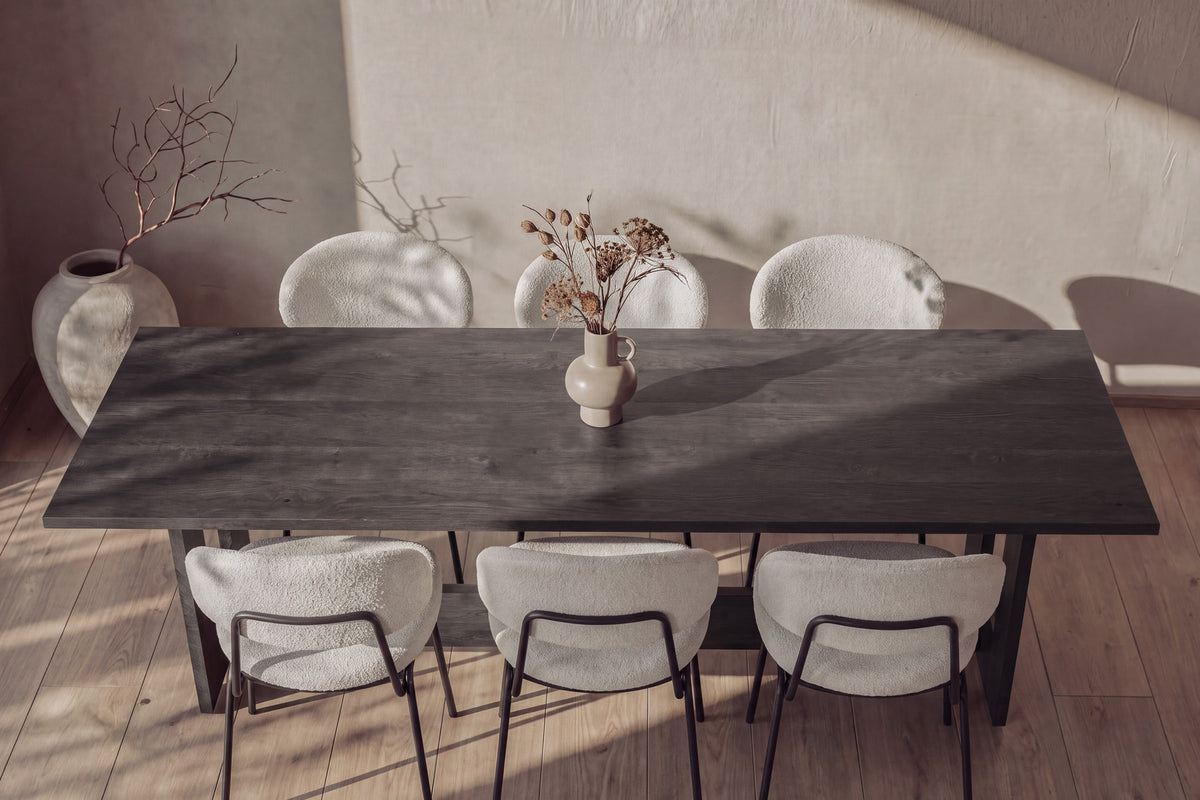 Milly Essgruppe mit Stühlen Chico in Weiss präsentiert im Onlineshop von KAQTU Design AG. Esszimmerset ist von Venture Home