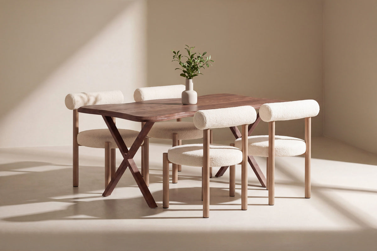 Fiona Essgruppe mit Stühlen Tillo in Weiss präsentiert im Onlineshop von KAQTU Design AG. Esszimmerset ist von Venture Home
