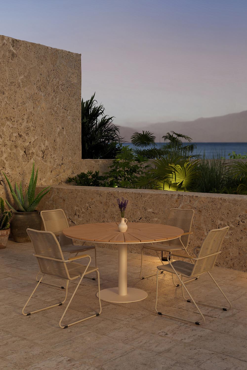 Croft Esstisch mit Bois Stühlen in präsentiert im Onlineshop von KAQTU Design AG. Gartentischset ist von Venture Home