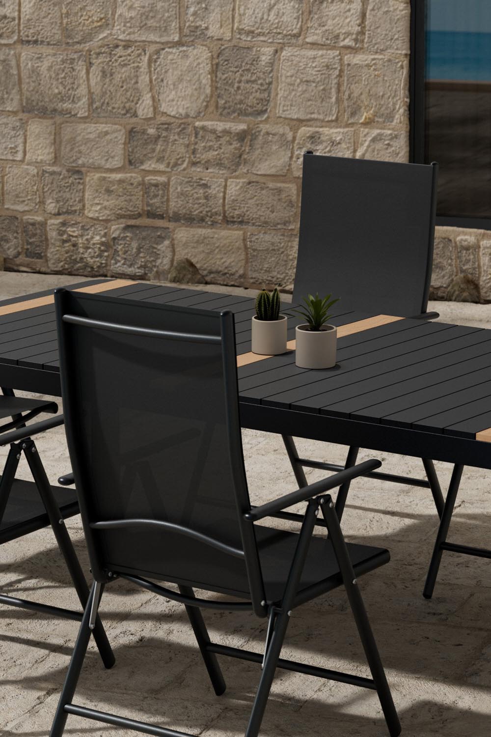 Togo Esszimmertisch mit Break Stühlen in präsentiert im Onlineshop von KAQTU Design AG. Gartentischset ist von Venture Home