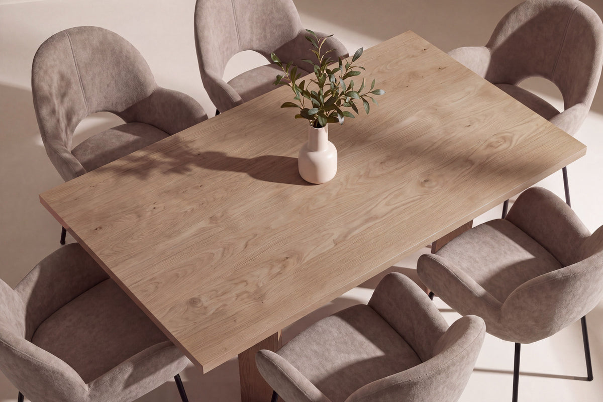 Lillehammer Esstisch mit Florensa-Stühlen in Braun präsentiert im Onlineshop von KAQTU Design AG. Esszimmerset ist von Venture Home