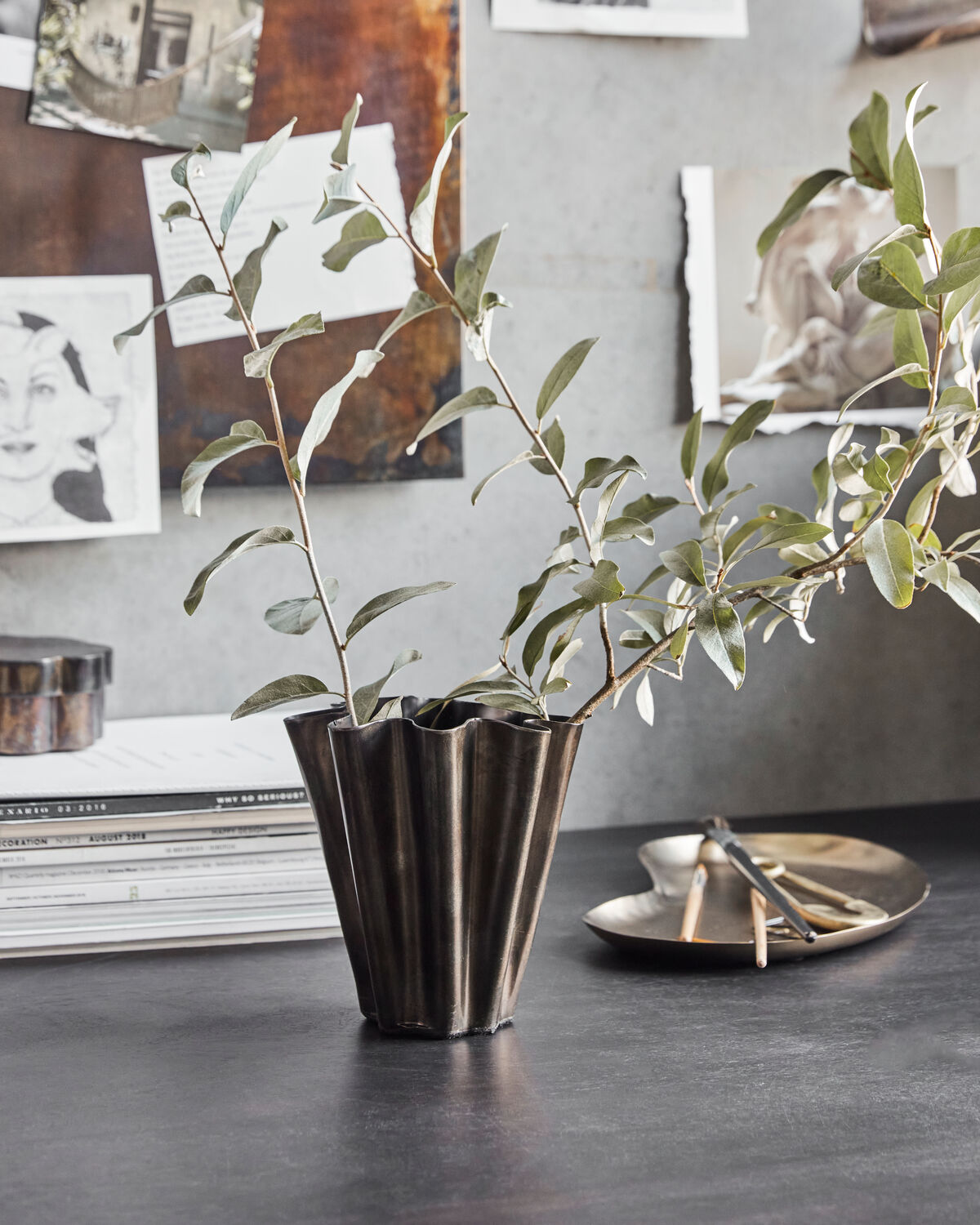 Vase, HDFlood, Antikes Braun in Antikes Braun präsentiert im Onlineshop von KAQTU Design AG. Vase ist von House Doctor