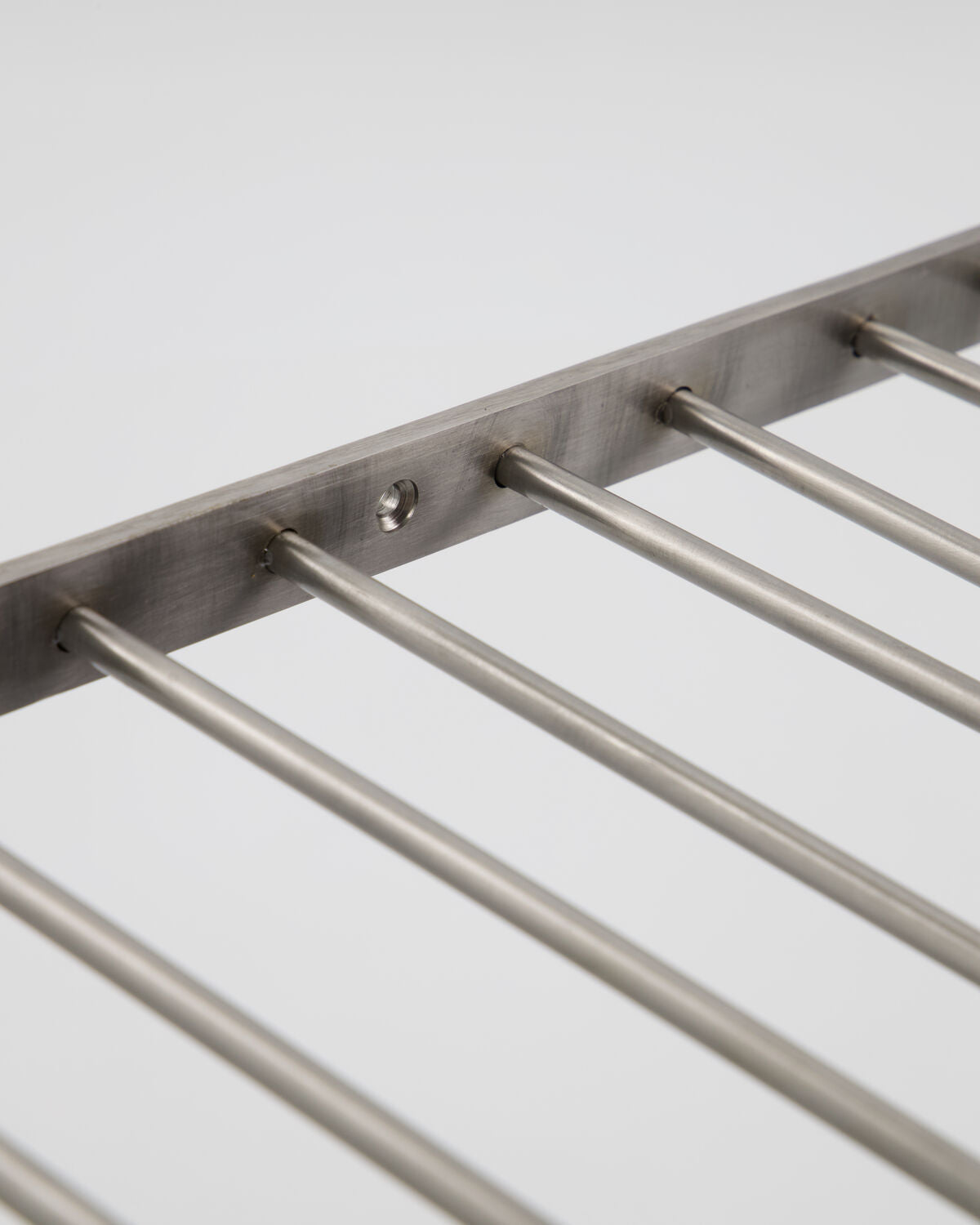 Glass rack, HDStilio, Antiksilber-Finish in Antiksilber-Finish präsentiert im Onlineshop von KAQTU Design AG. Wandregal ist von House Doctor