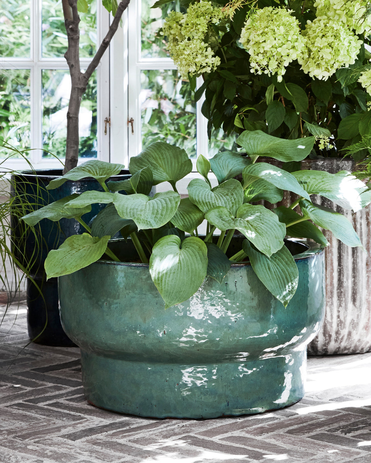 Blumenkasten, Terra in Grün präsentiert im Onlineshop von KAQTU Design AG. Pflanzentopf Outdoor ist von House Doctor
