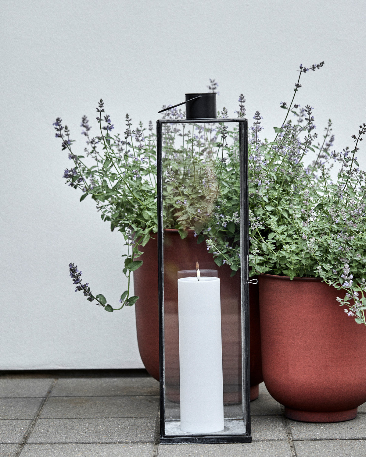 Laterne, Narrow in Dunkle Antiquität präsentiert im Onlineshop von KAQTU Design AG. Laterne ist von House Doctor