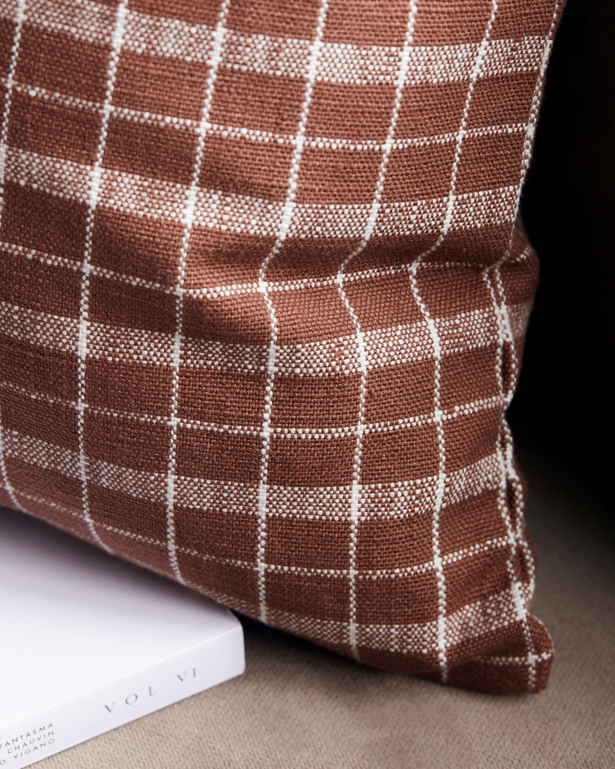 Kissenbezug, Thame in Brown check präsentiert im Onlineshop von KAQTU Design AG. Deko Kissenbezug ist von House Doctor