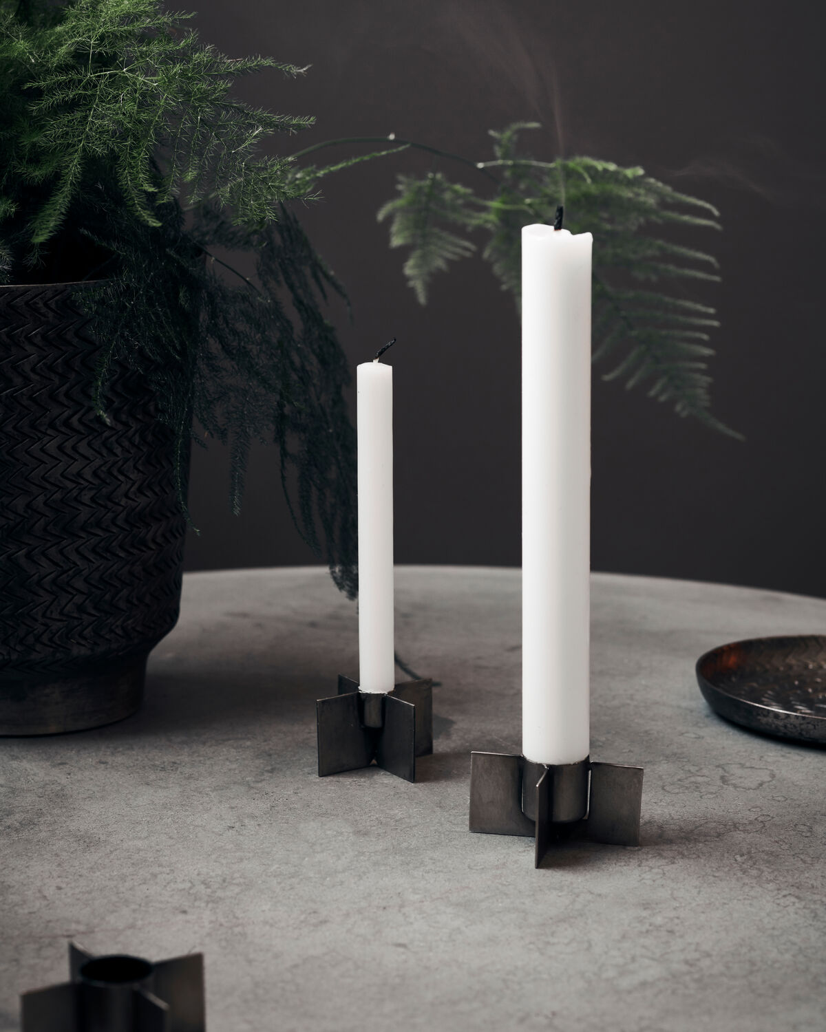 Kerzenständer, Wing, Rohes Eisen in Rohes Eisen präsentiert im Onlineshop von KAQTU Design AG. Kerzenständer ist von House Doctor