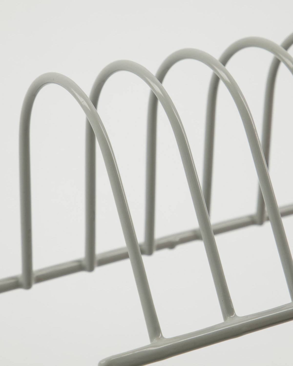 Organiser, Grau in Grau präsentiert im Onlineshop von KAQTU Design AG. Regal Zubehör ist von House Doctor