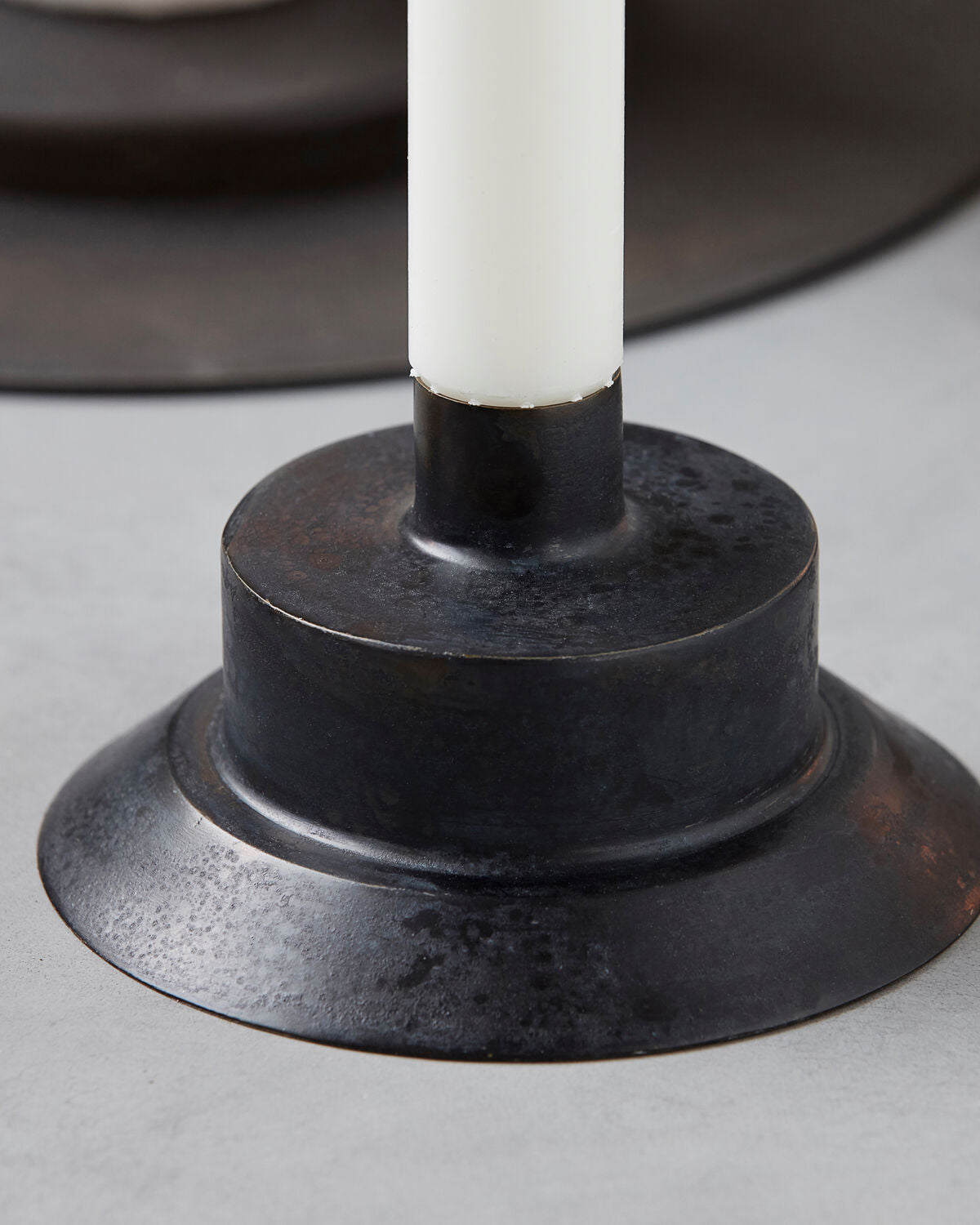 Teelicht, Lid in Antikes Messing präsentiert im Onlineshop von KAQTU Design AG. Einzelleuchter ist von House Doctor