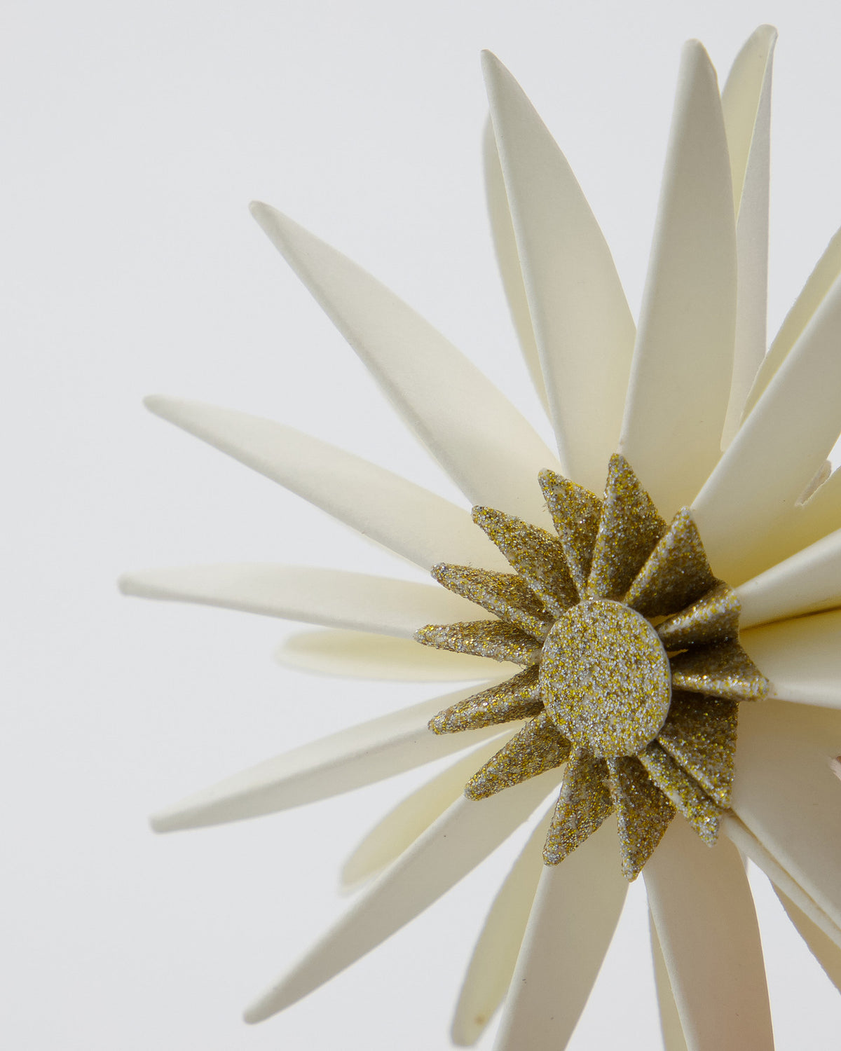 Ornamente, HDStari, Off-White;Champagner in Off-White, Champagner präsentiert im Onlineshop von KAQTU Design AG. Ornament ist von House Doctor