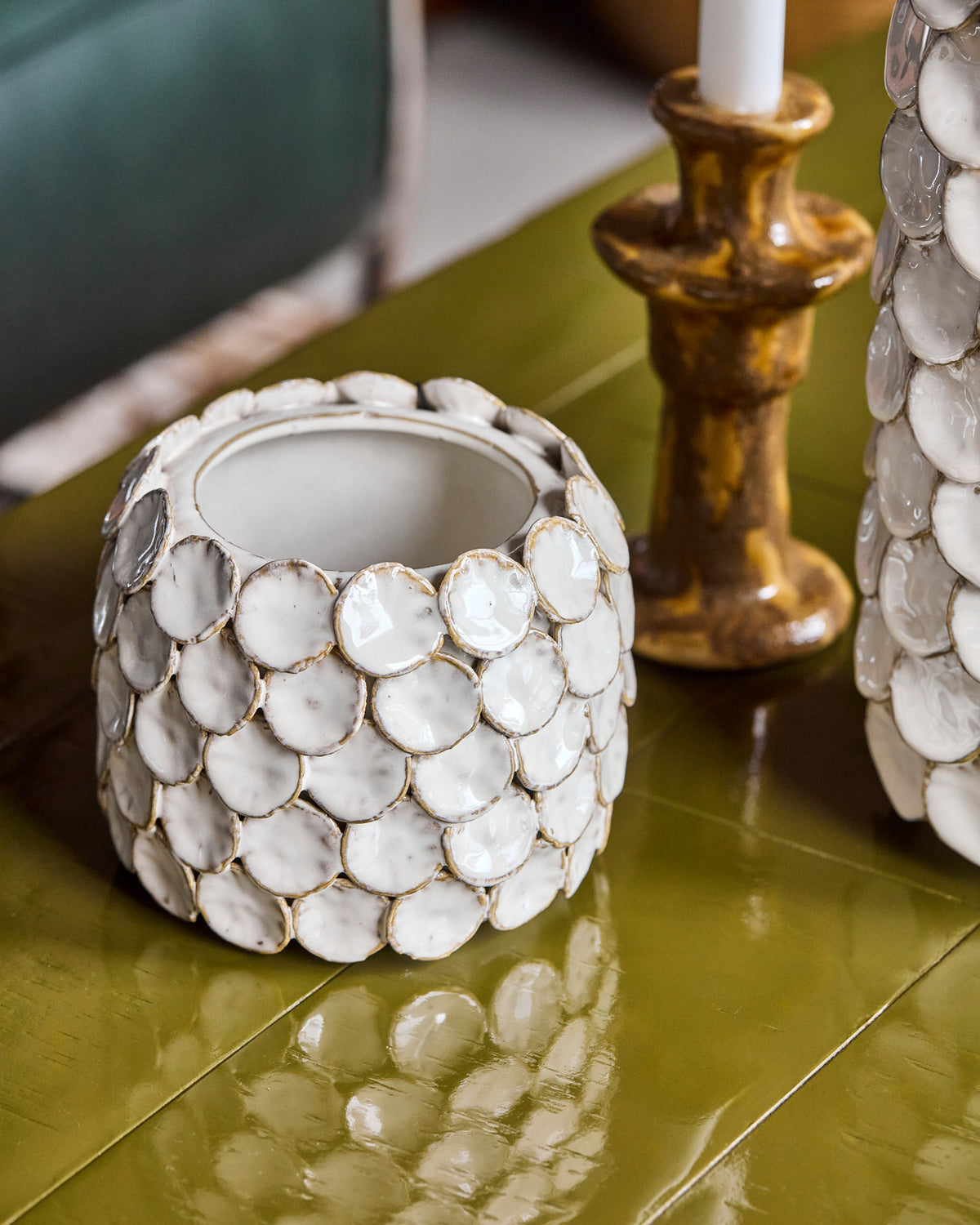 Vase, Dot in Weiss präsentiert im Onlineshop von KAQTU Design AG. Vase ist von House Doctor