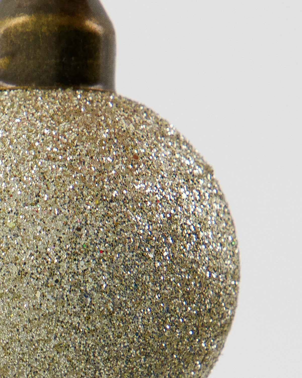 Sechs Kartenhalter HDVisit aus Glas mit Eisenring in Champagner mit Glitzer