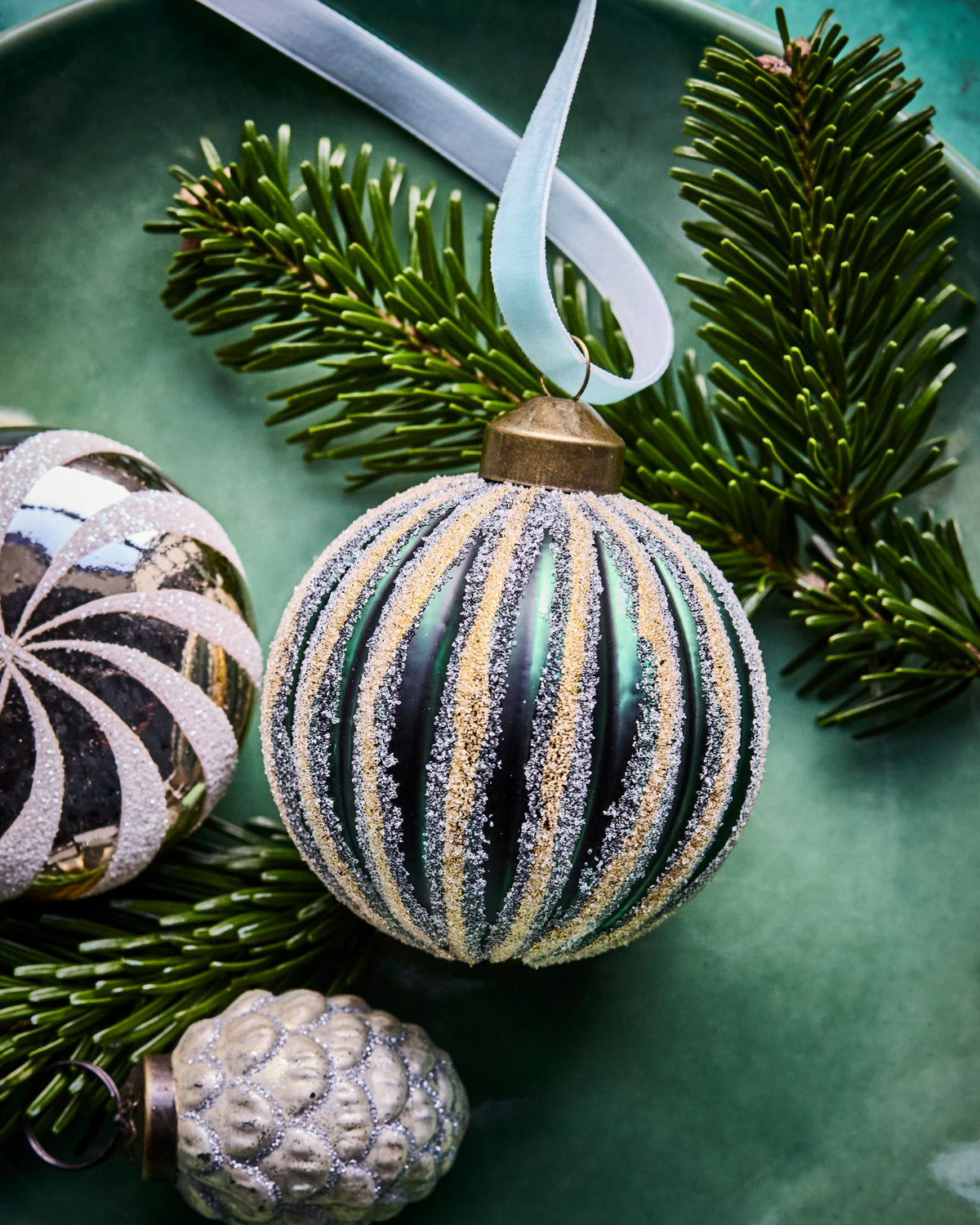 Ornamente, HDFrost, Grün in Grün präsentiert im Onlineshop von KAQTU Design AG. Ornament ist von House Doctor