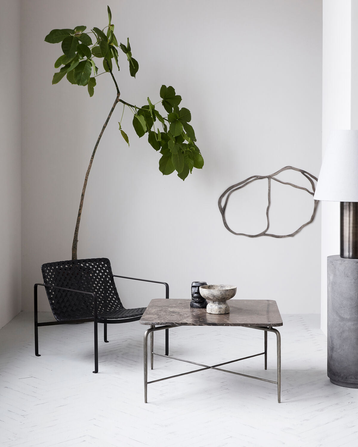 Teelicht, Ancient in Grau/braun präsentiert im Onlineshop von KAQTU Design AG. Kerzenständer ist von House Doctor