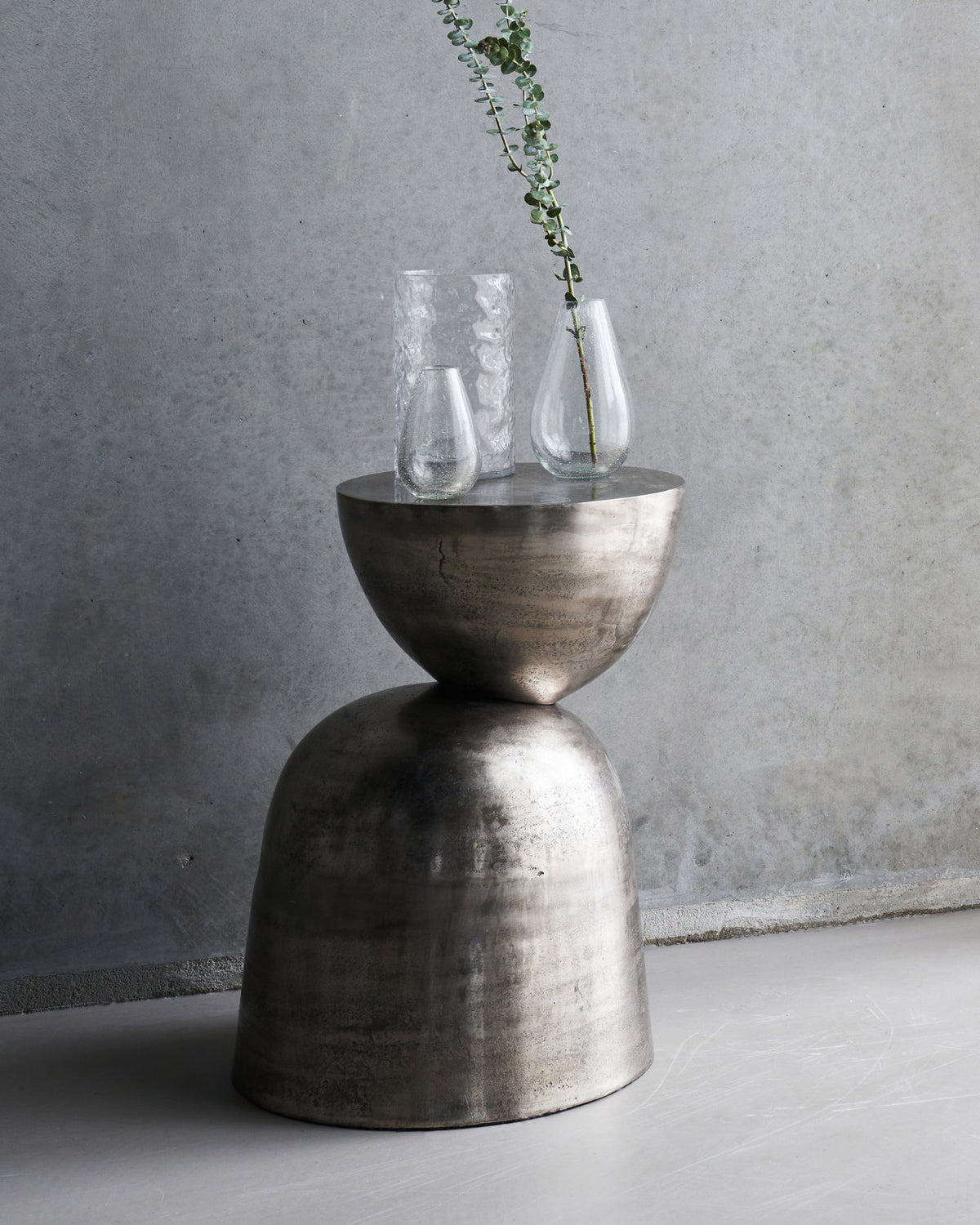 Beistelltisch, Heena in Metal oxidized präsentiert im Onlineshop von KAQTU Design AG. Beistelltisch ist von House Doctor
