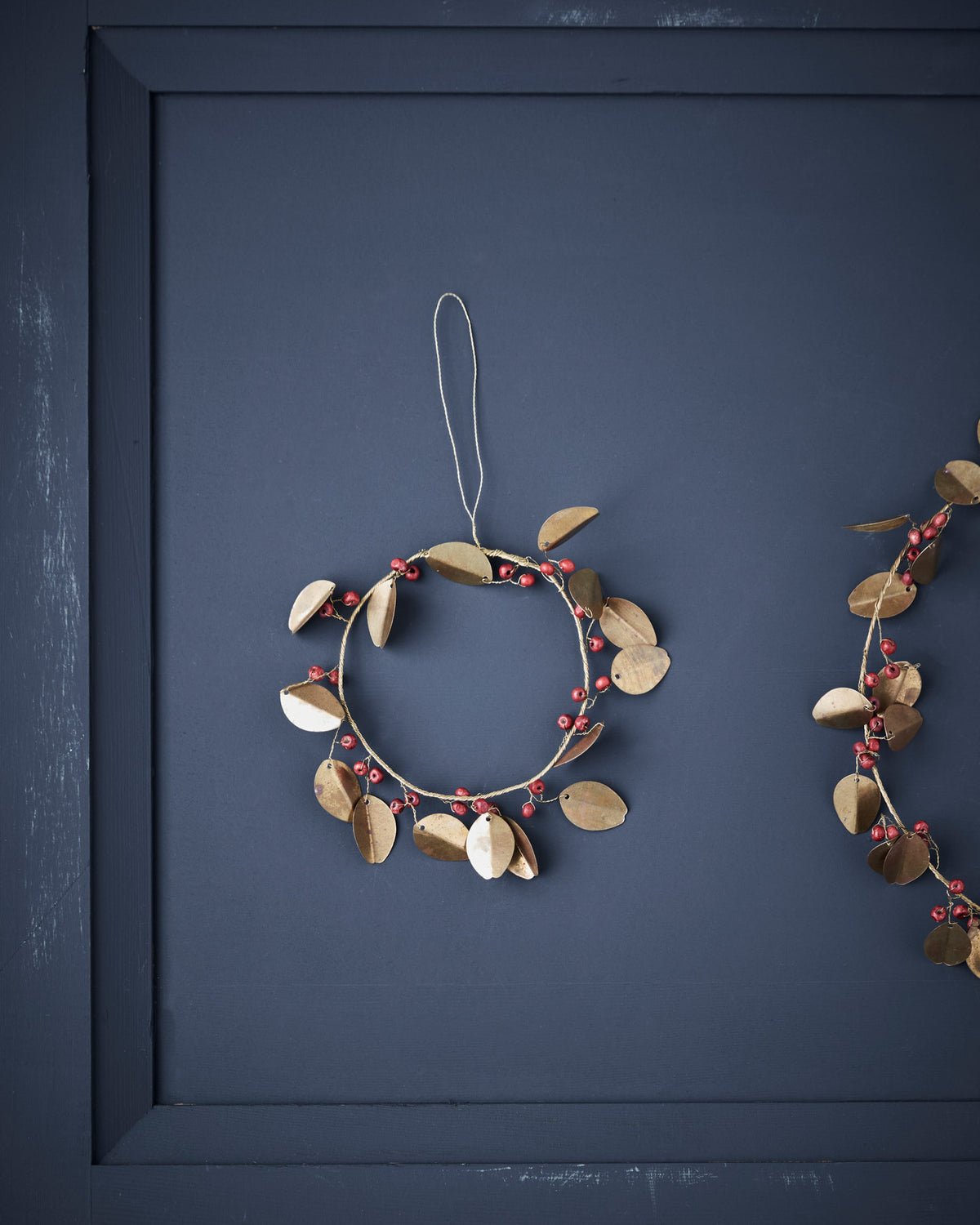 Kranz, HDAuric, Gold in Gold präsentiert im Onlineshop von KAQTU Design AG. Weihnachtskränze ist von House Doctor
