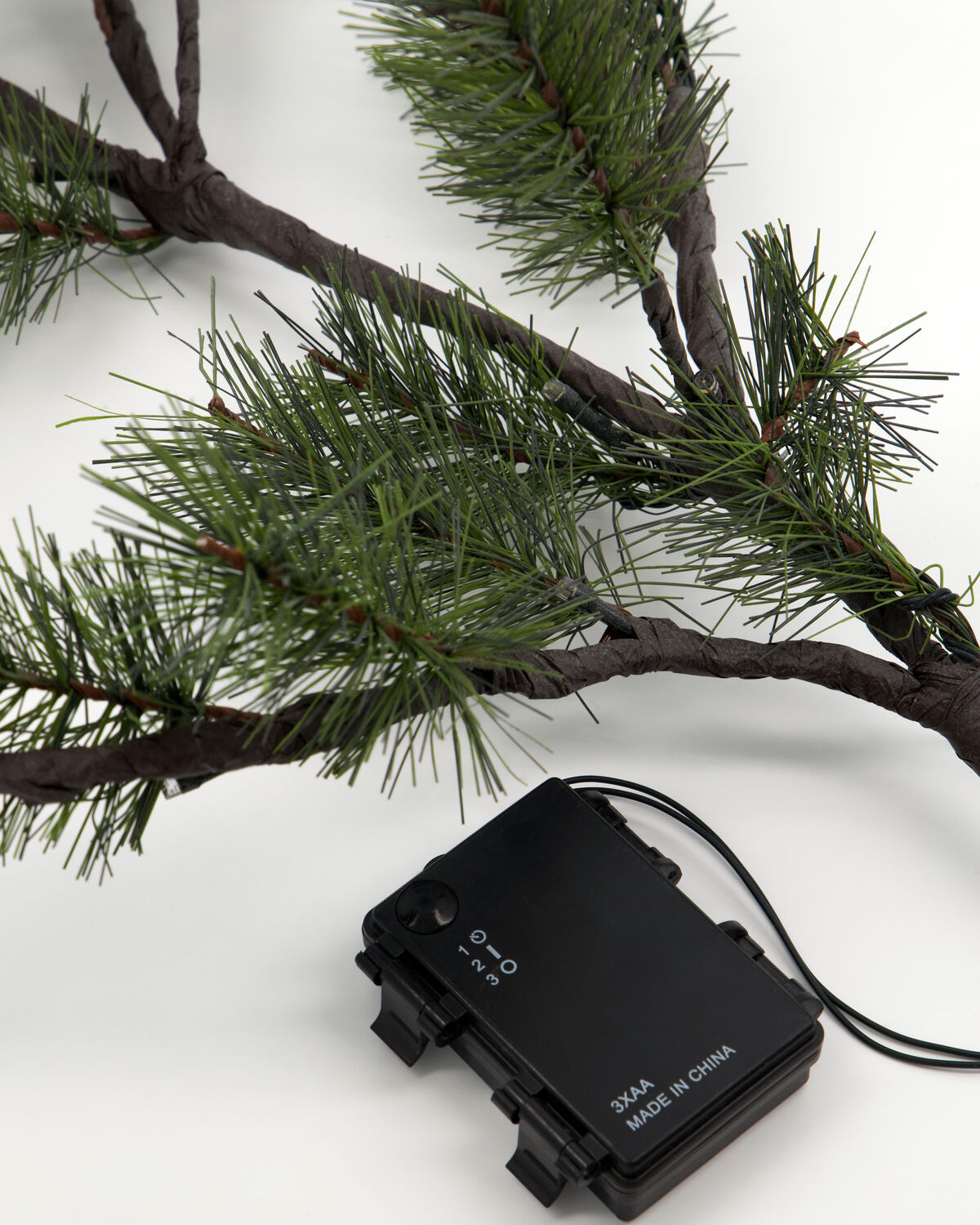 Weihnachtszweig, HDPeuce, Natur in Nature präsentiert im Onlineshop von KAQTU Design AG. Weihnachtszubehör ist von House Doctor