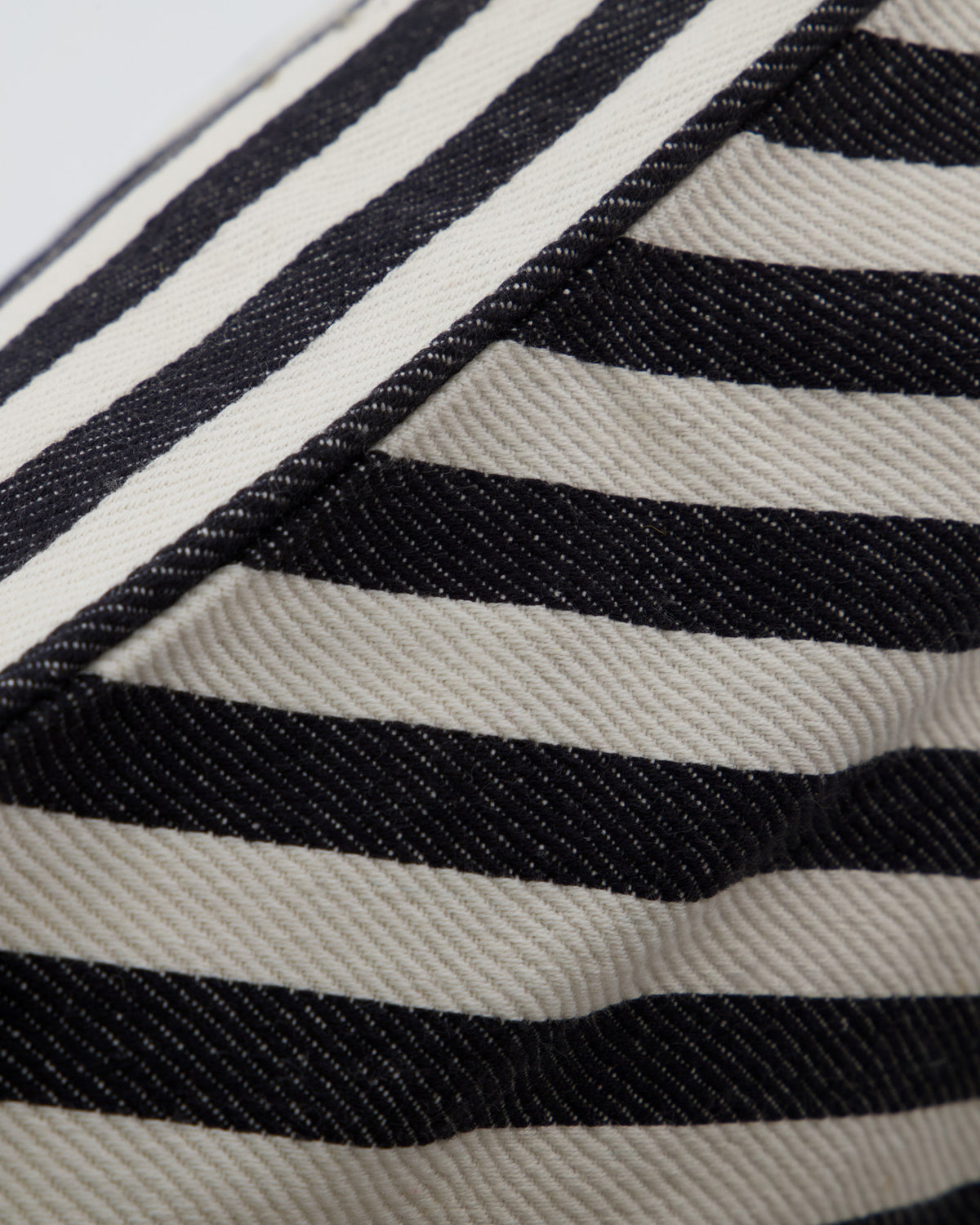 Kissenbezug, HDAzy, Schwarz;Off-White in Schwarz, Off-White präsentiert im Onlineshop von KAQTU Design AG. Deko Kissenbezug ist von House Doctor