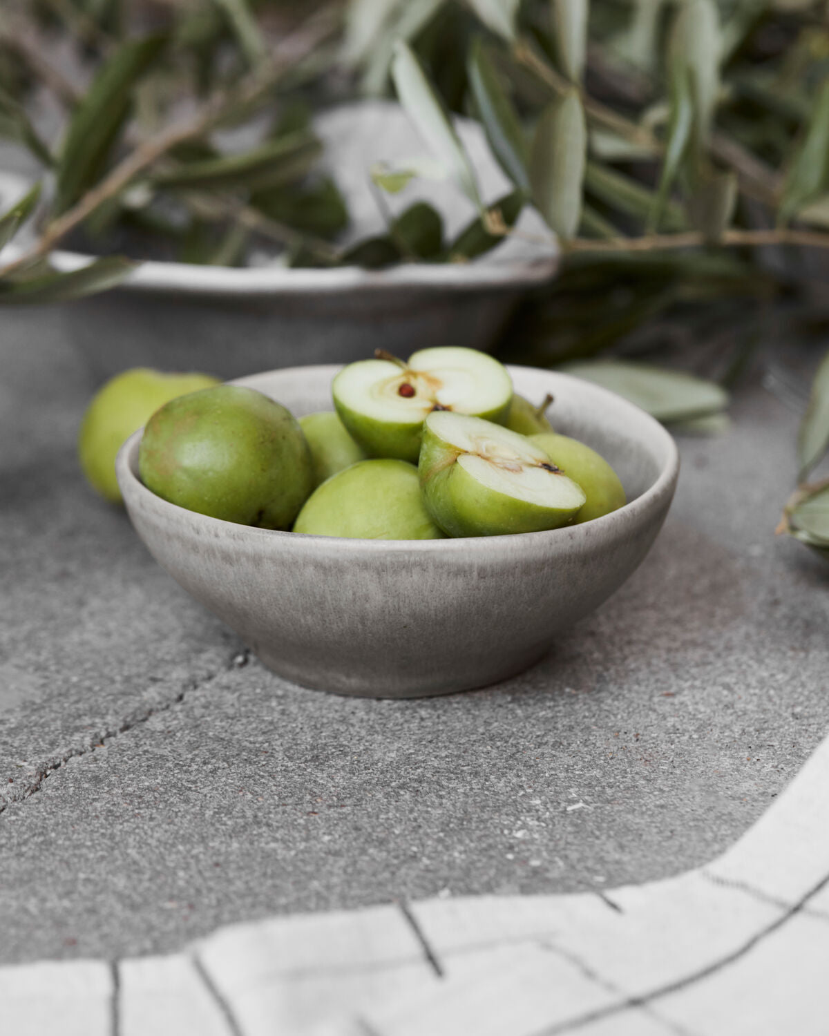 Schüssel, HDMore, Grau in Grau präsentiert im Onlineshop von KAQTU Design AG. Geschirr ist von House Doctor