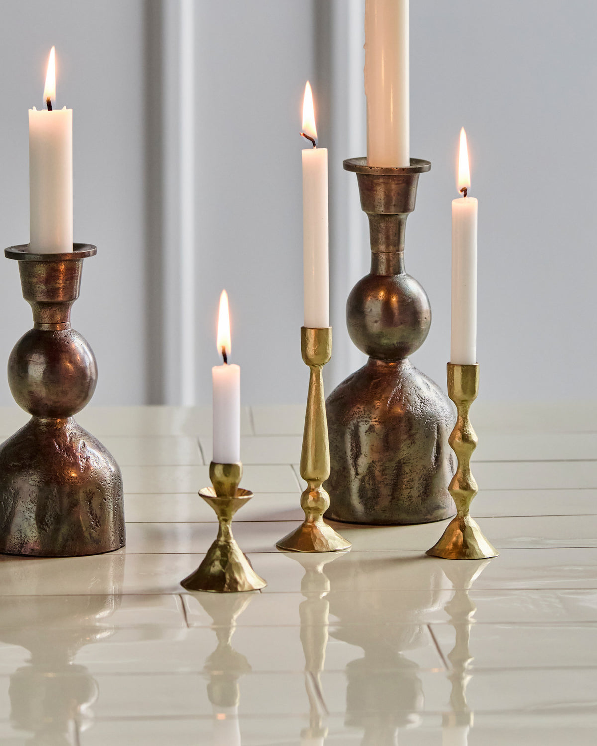 Kerzenständer, HDCastle, Antikes Messing in Antikes Messing präsentiert im Onlineshop von KAQTU Design AG. Kerzenständer ist von House Doctor