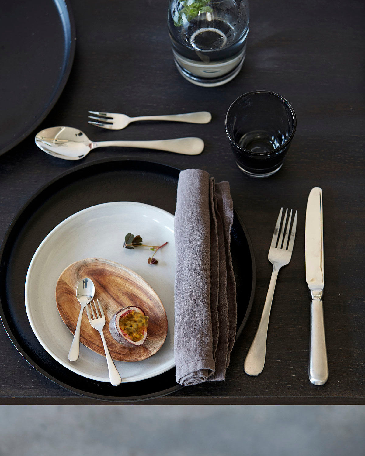 Besteckset, HDBrush, Silber-Finish in Silberfarben präsentiert im Onlineshop von KAQTU Design AG. Besteck ist von House Doctor