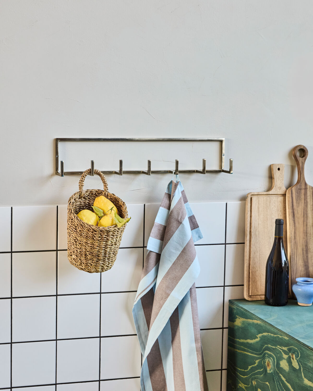 Elegante Hakenleiste HDRack in Silber-Finish von House Doctor, ideal für stilvolle Aufbewahrung und Organisation in jedem Raum.
