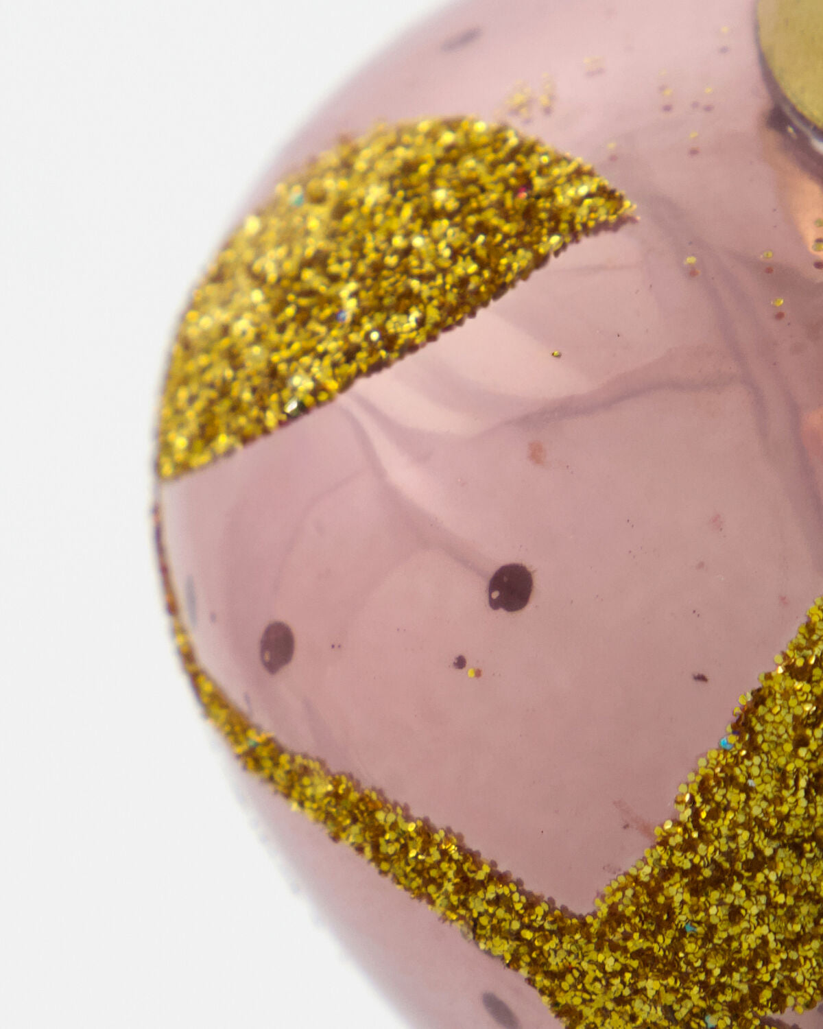 Zarter rosa Weihnachtsbaumschmuck von HDAmore, perfekt für eine festliche Atmosphäre und stilvolle Akzente in Ihrer Weihnachtsdekoration.